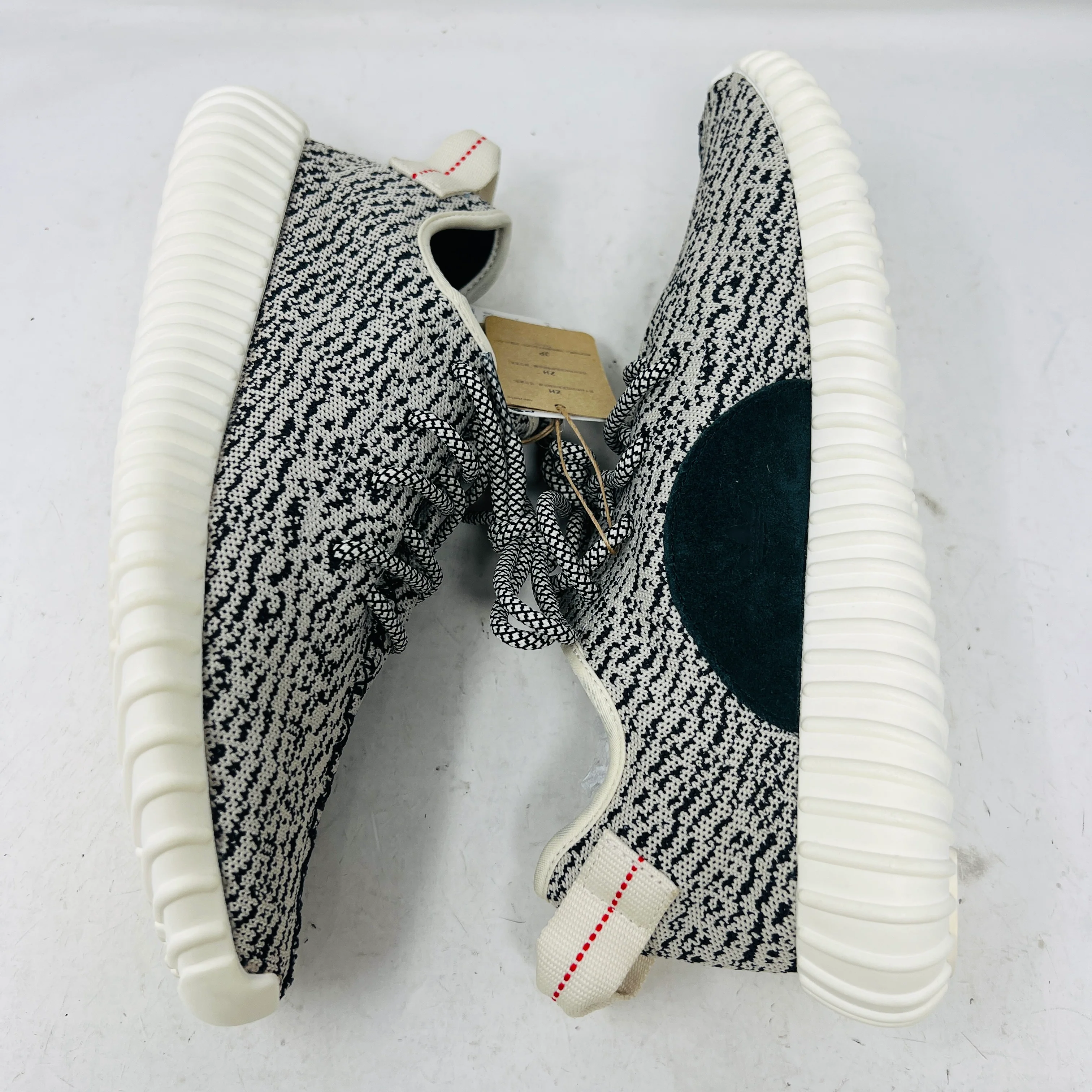 adidas Yeezy Boost 350 Turtledove (2022) - Image 4