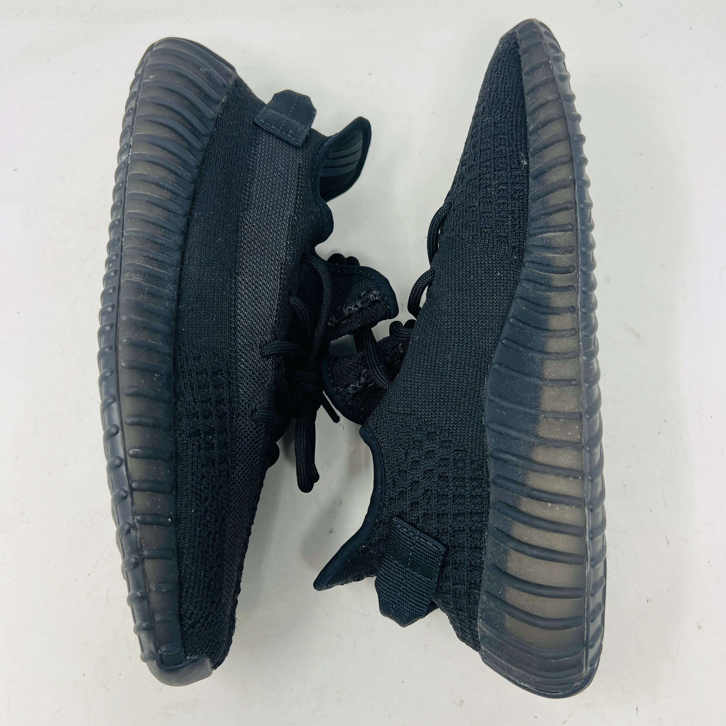 adidas Yeezy Boost 350 V2 Onyx - Image 4