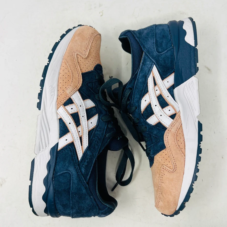 ASICS Gel-Lyte V Kith Salmon Toe - Image 4