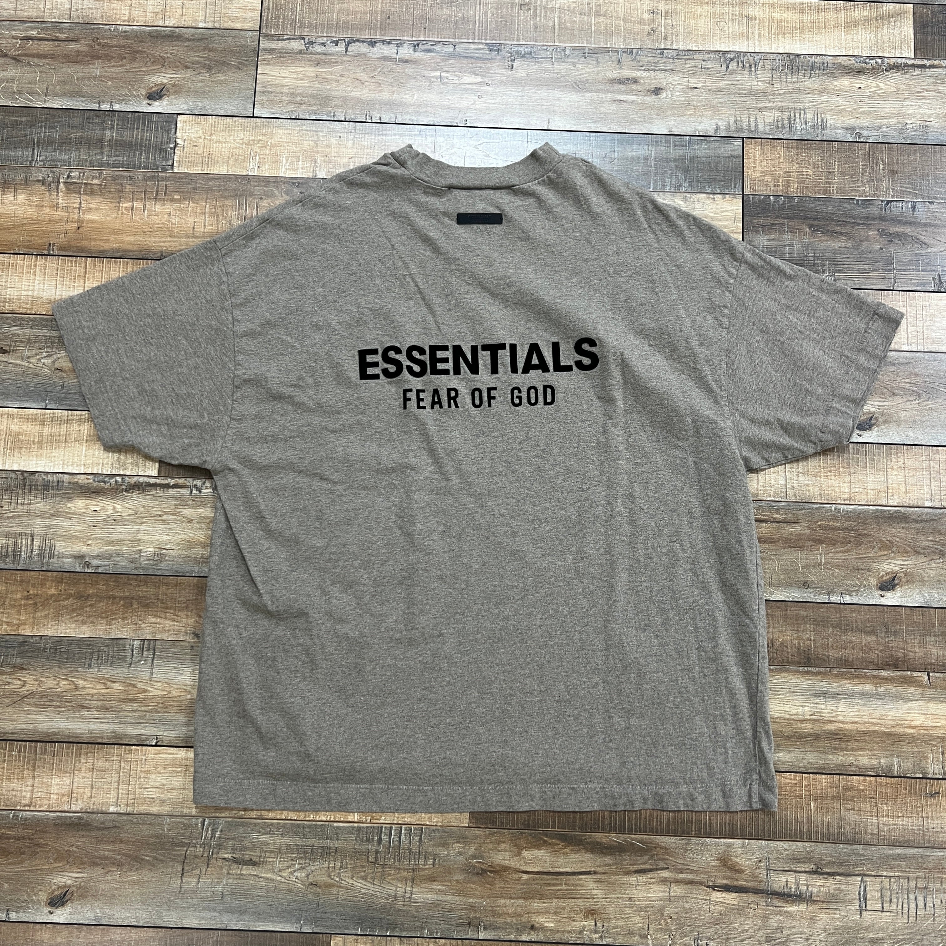 Fear Of God Essentials T Shirt Dark Oatmeal - Image 2