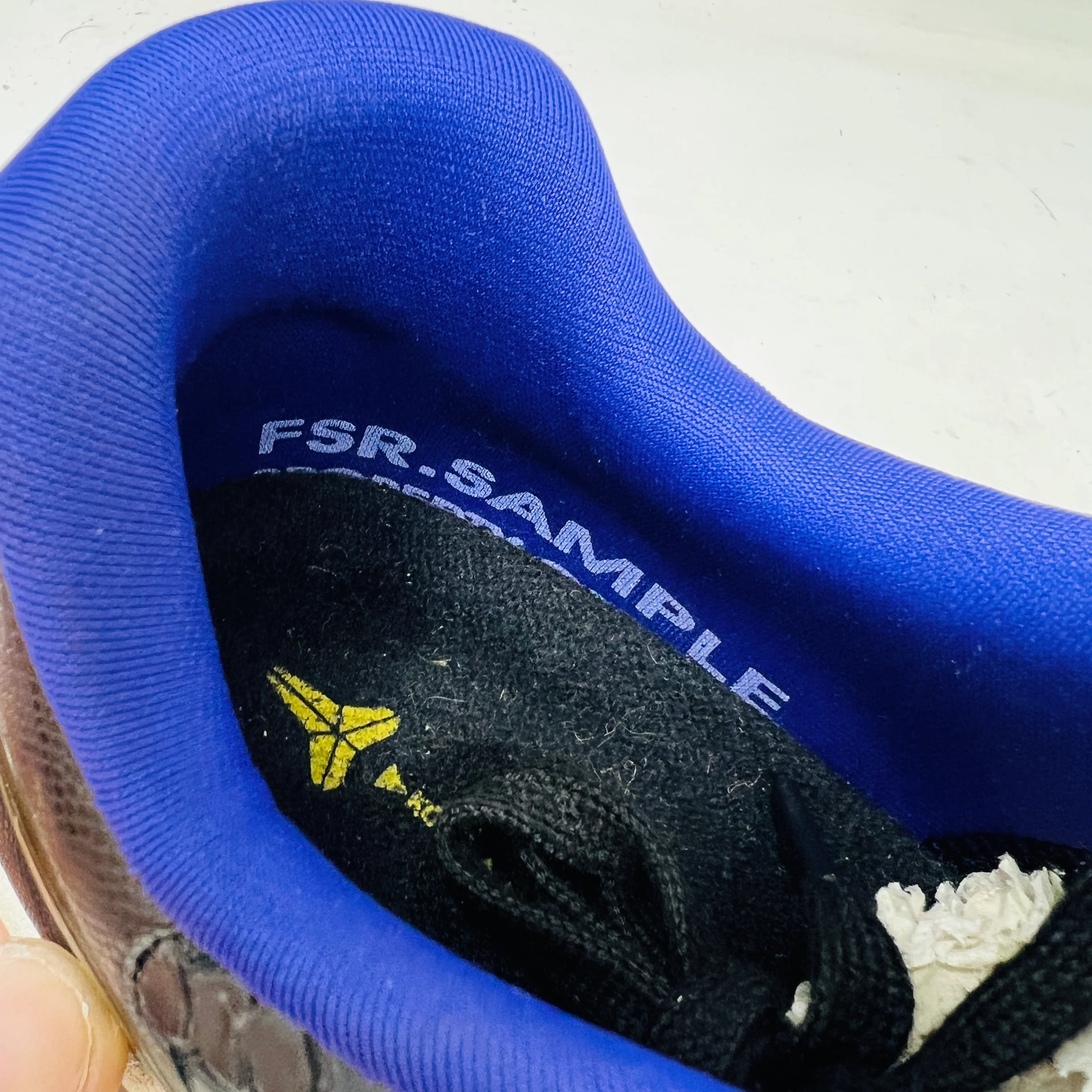 Freinds And Family Nike SB Eric Koston Kobe (SAMPLE) - Image 8
