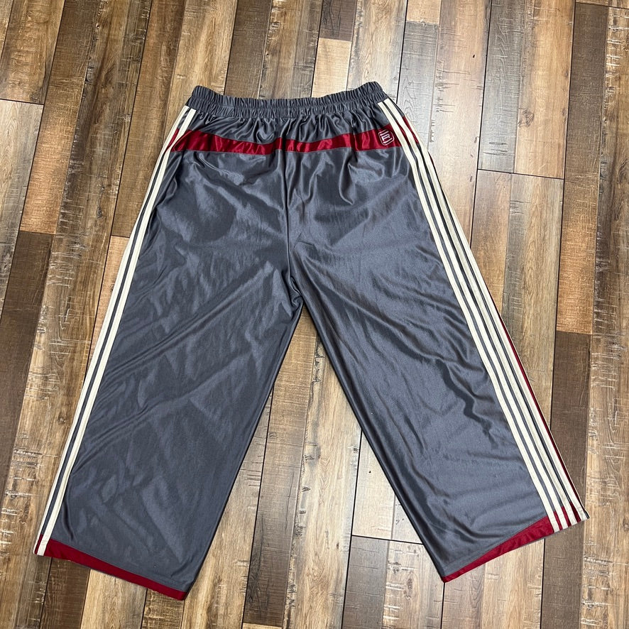 GV Gallery Tracy Mcgrady Sweats XL - Image 2