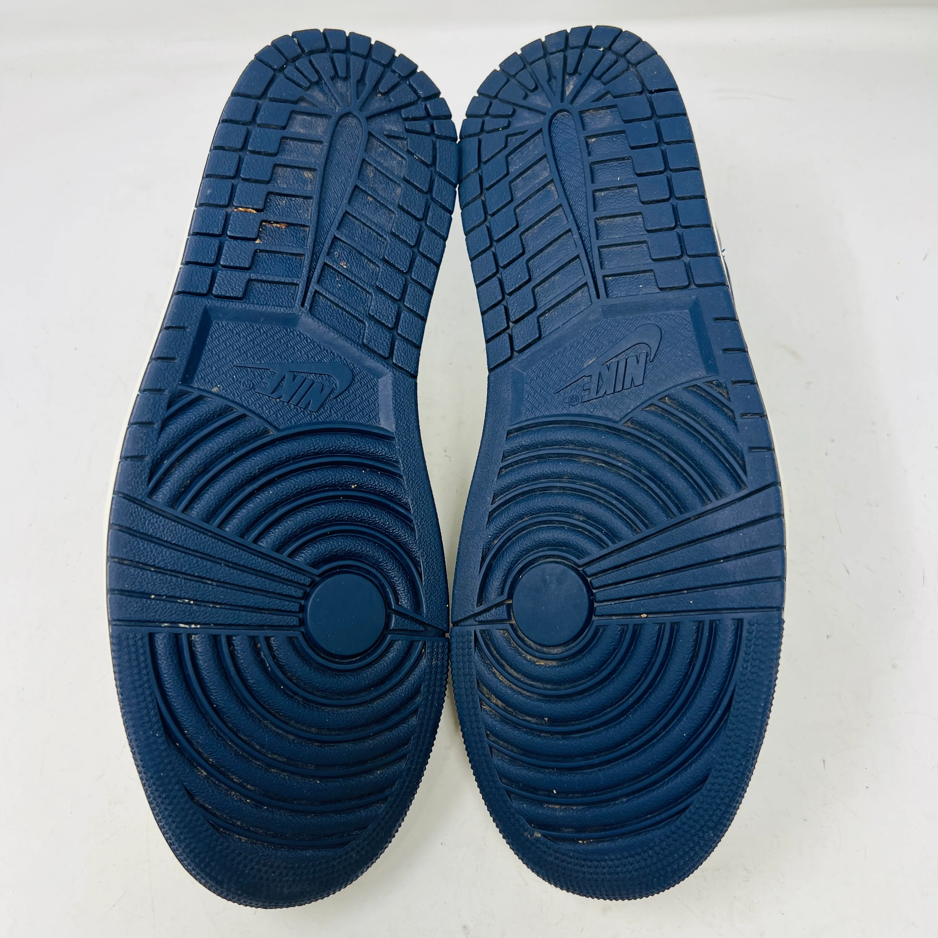 Jordan 1 Low OG Obsidian UNC - Image 6