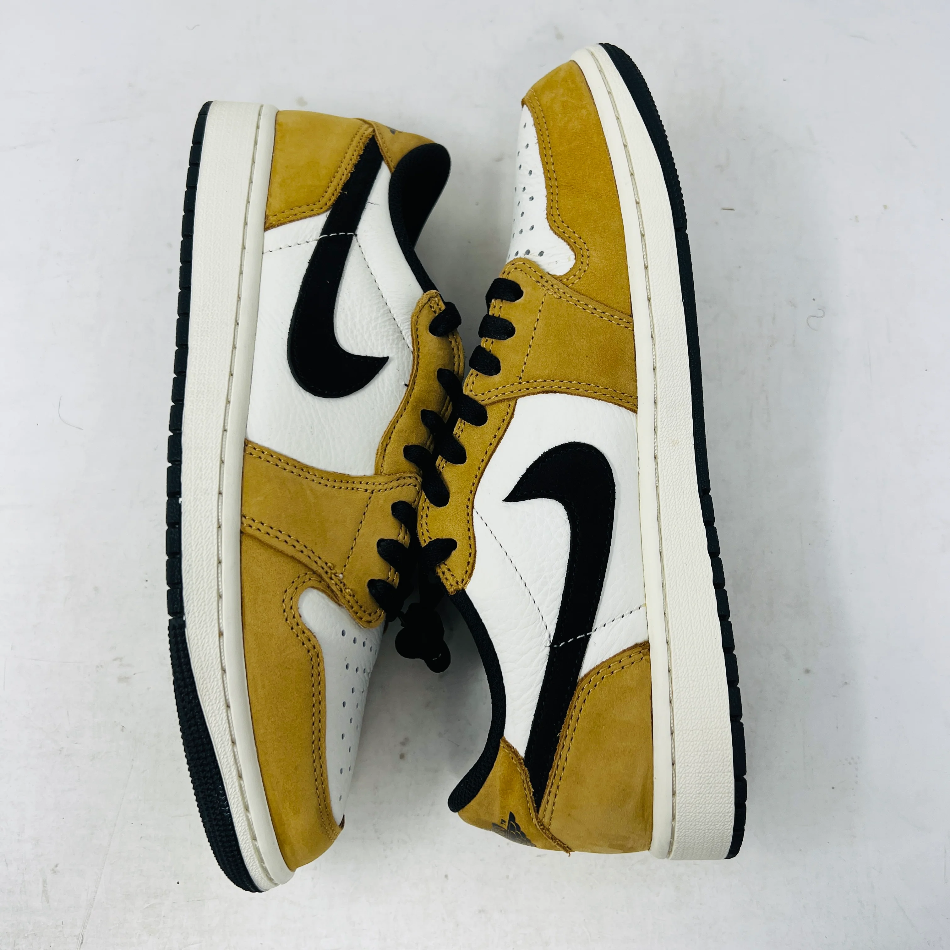 Jordan 1 Low OG Rookie of the Year - Image 3