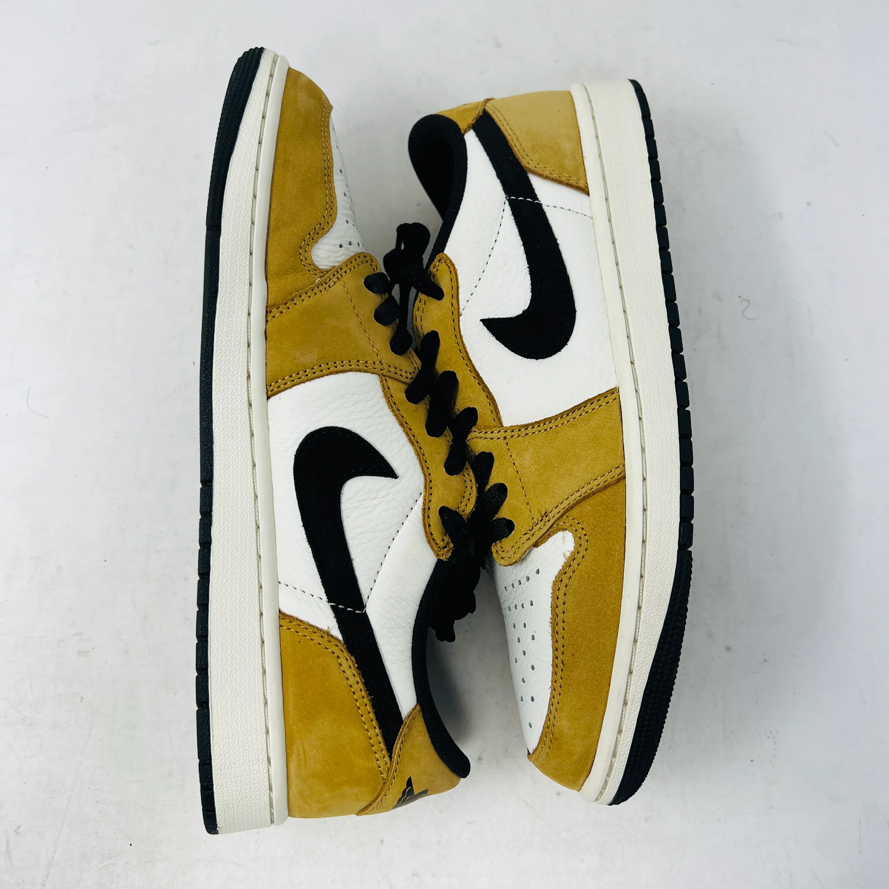 Jordan 1 Low OG Rookie of the Year - Image 4