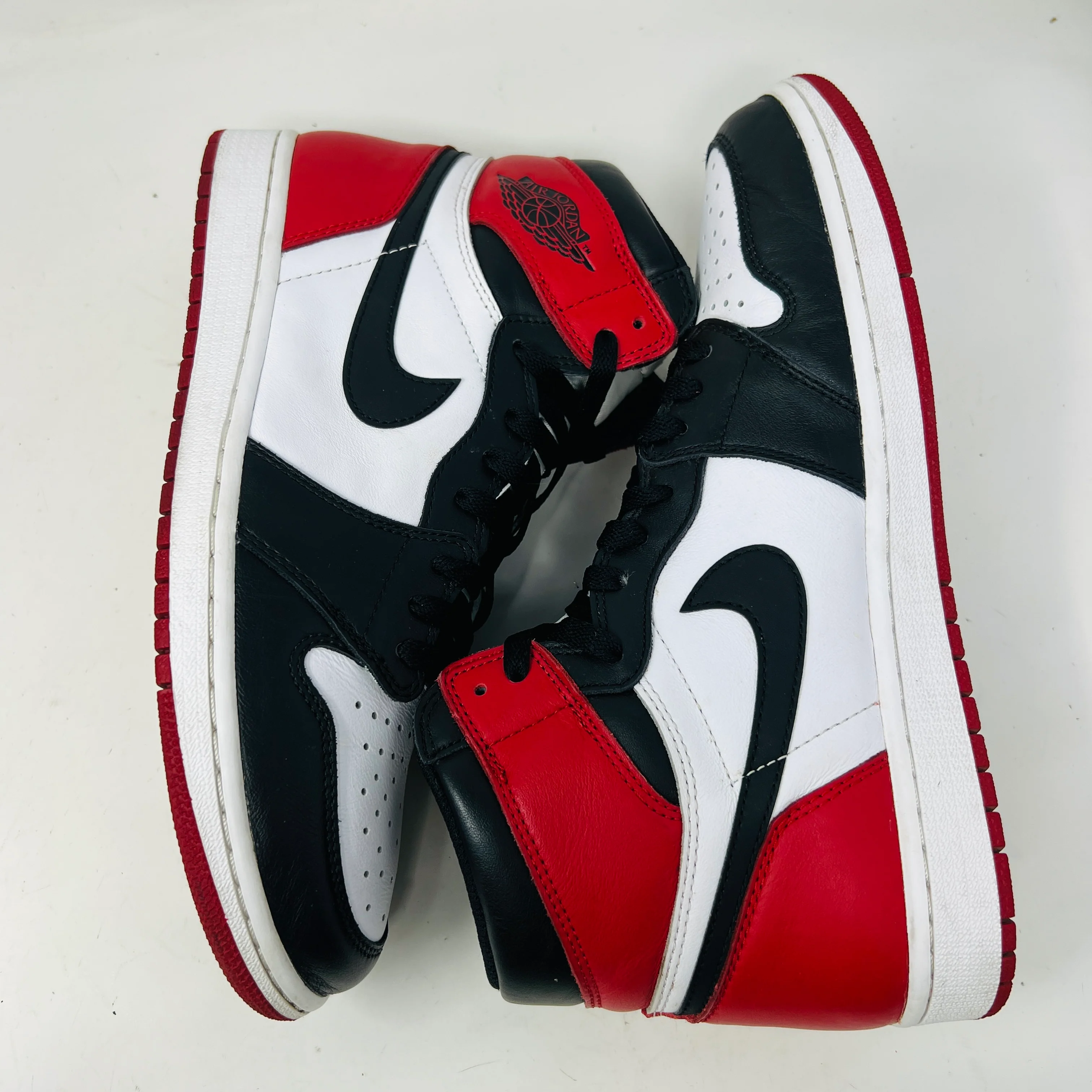 Jordan 1 Retro Black Toe (2016) - Image 3
