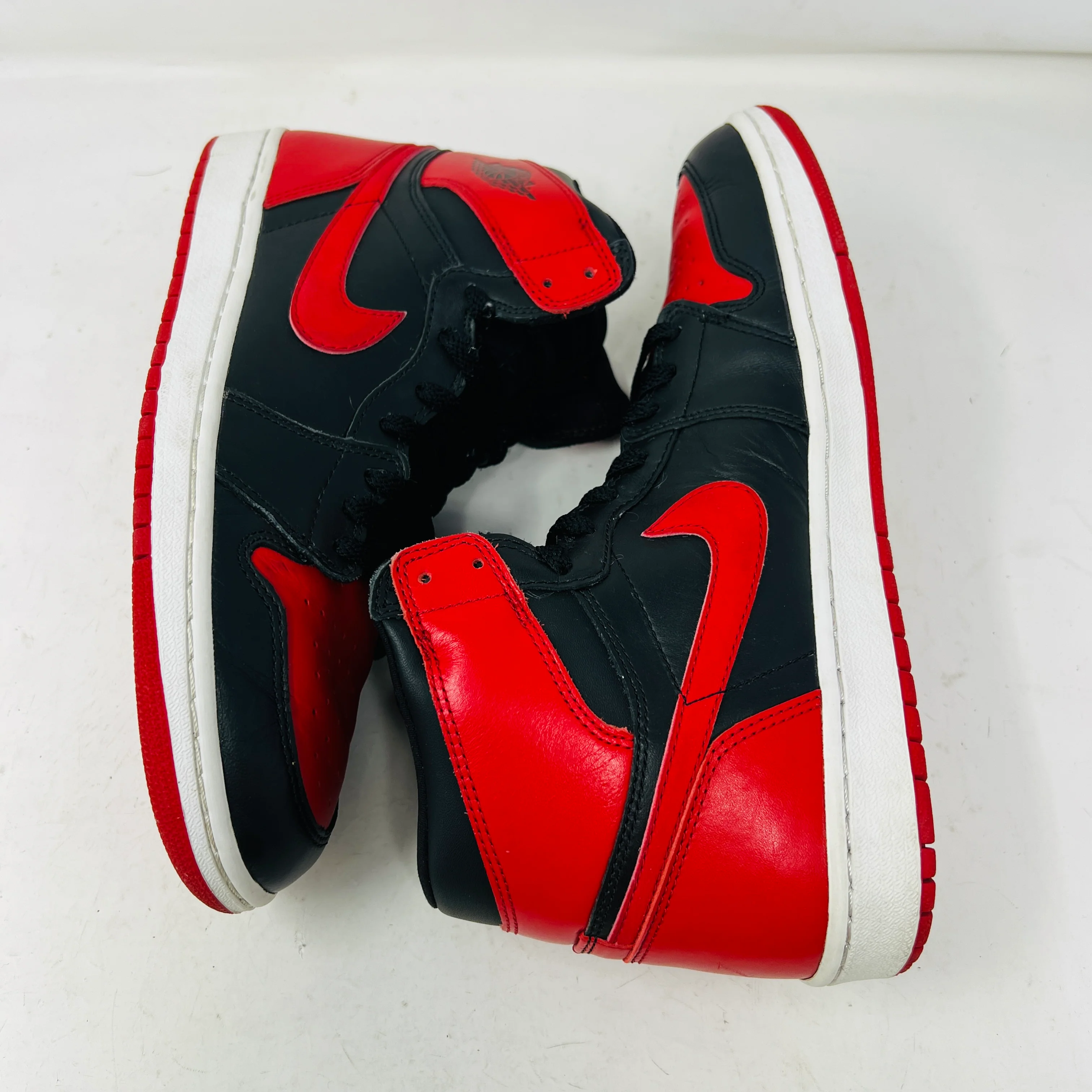 Jordan 1 Retro Bred (2001) - Image 4
