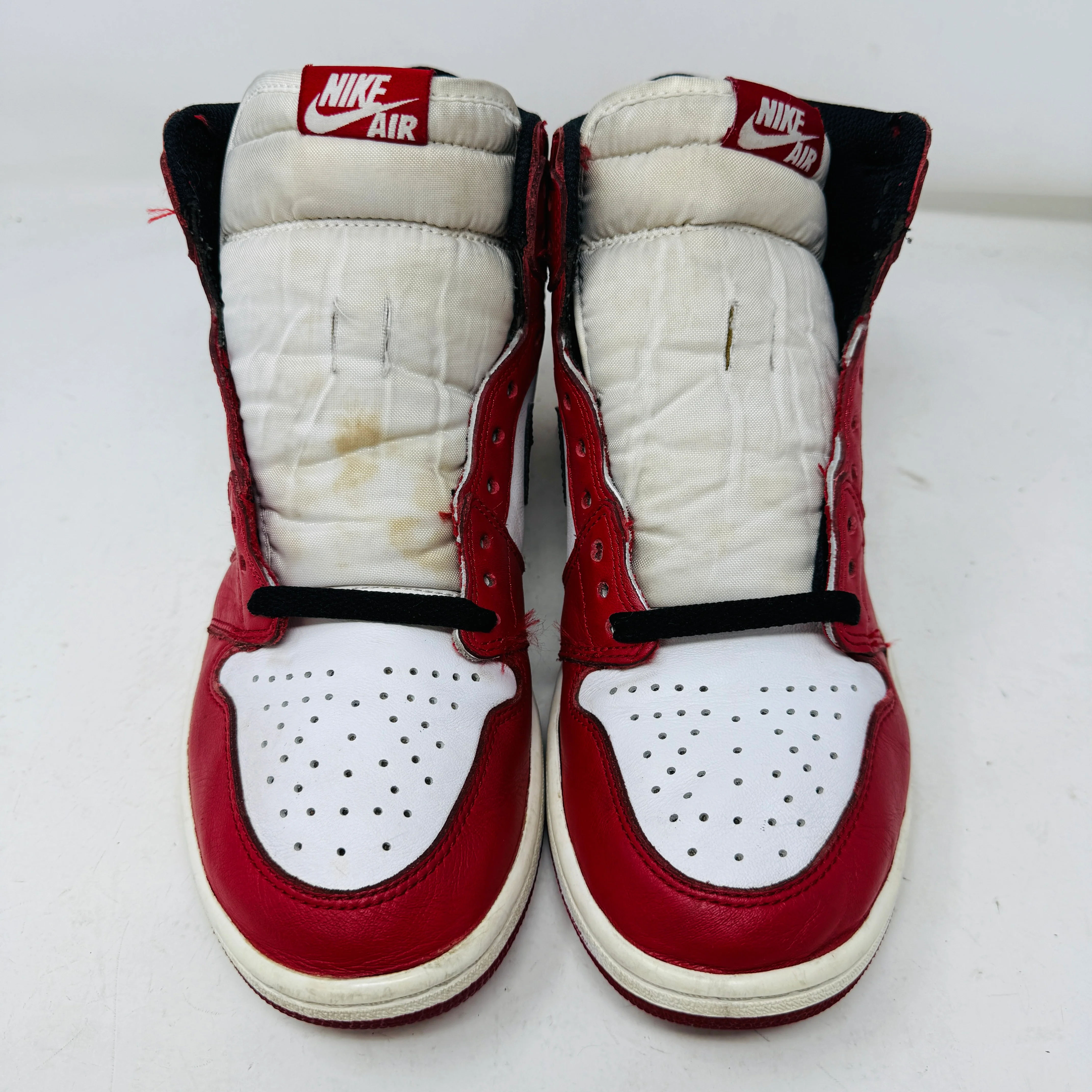 Jordan 1 Retro Chicago (2015) - Image 2