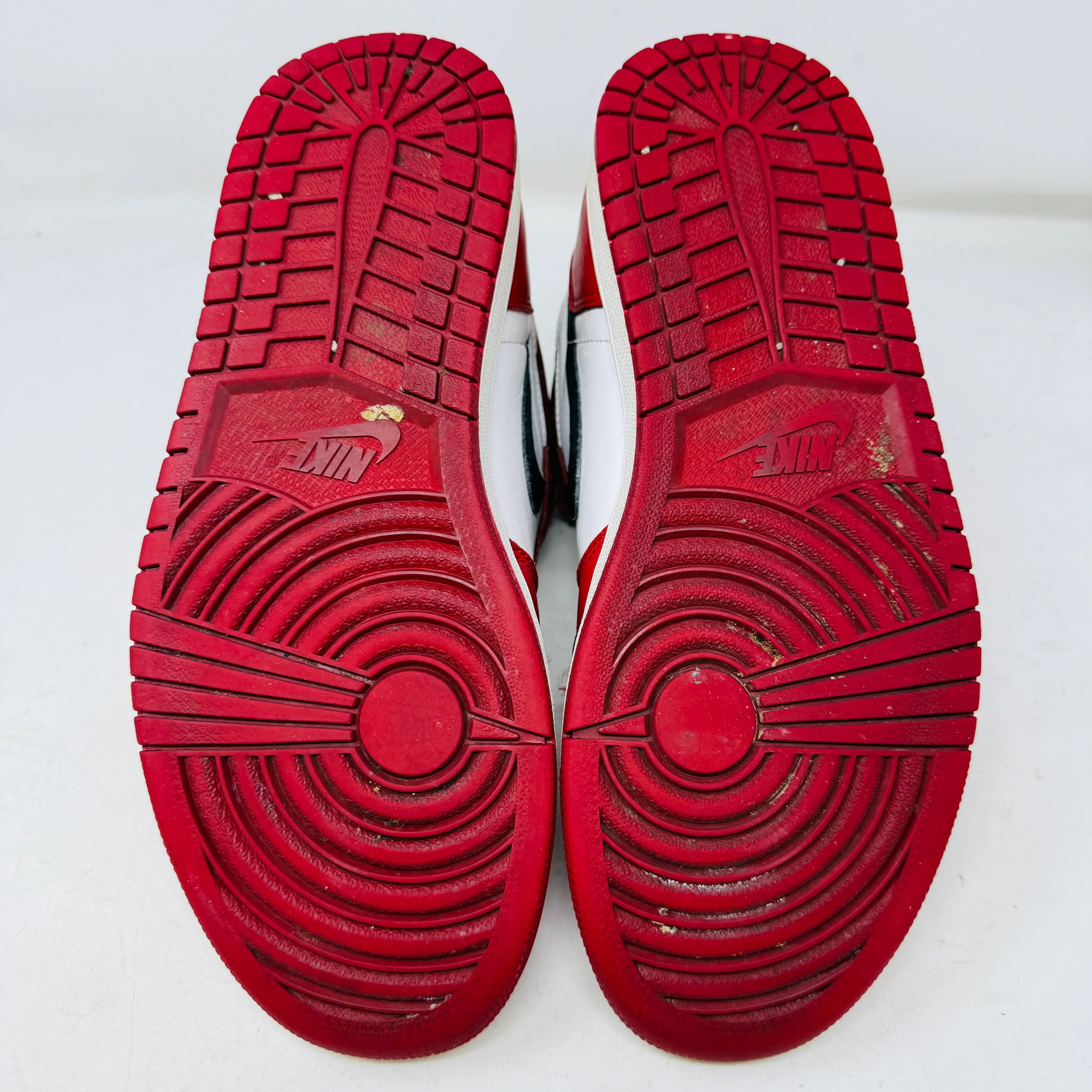 Jordan 1 Retro Chicago (2015) - Image 6