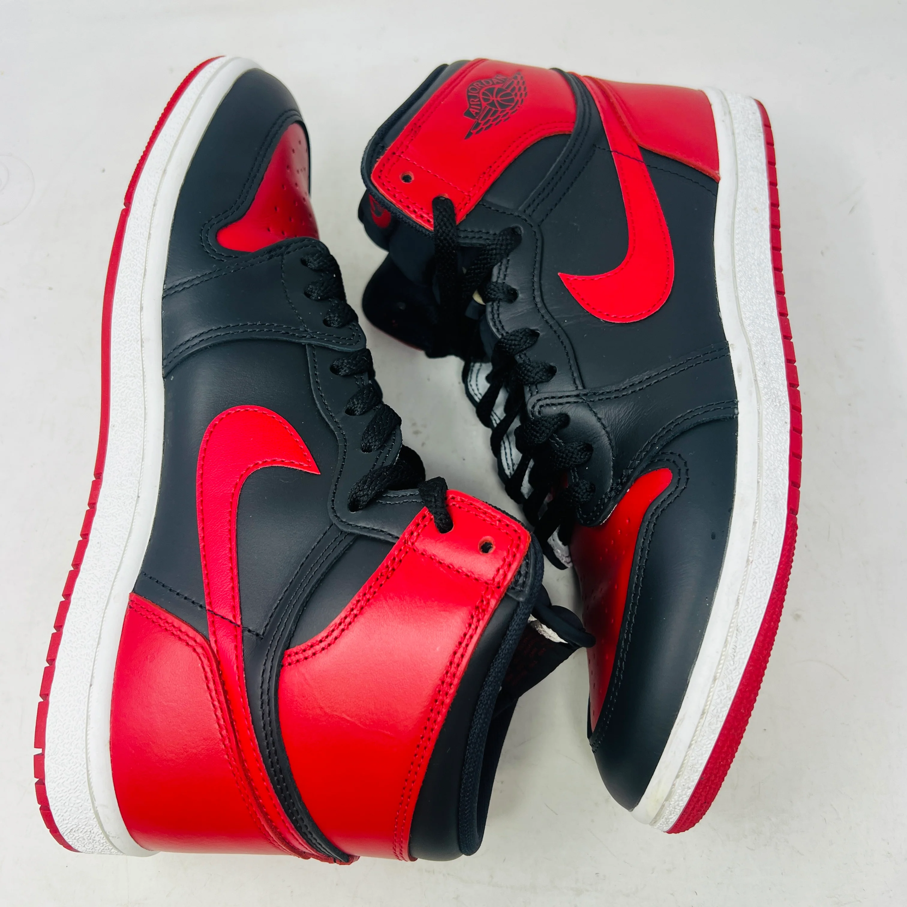 Jordan 1 Retro High '85 OG Bred (2025) - Image 4
