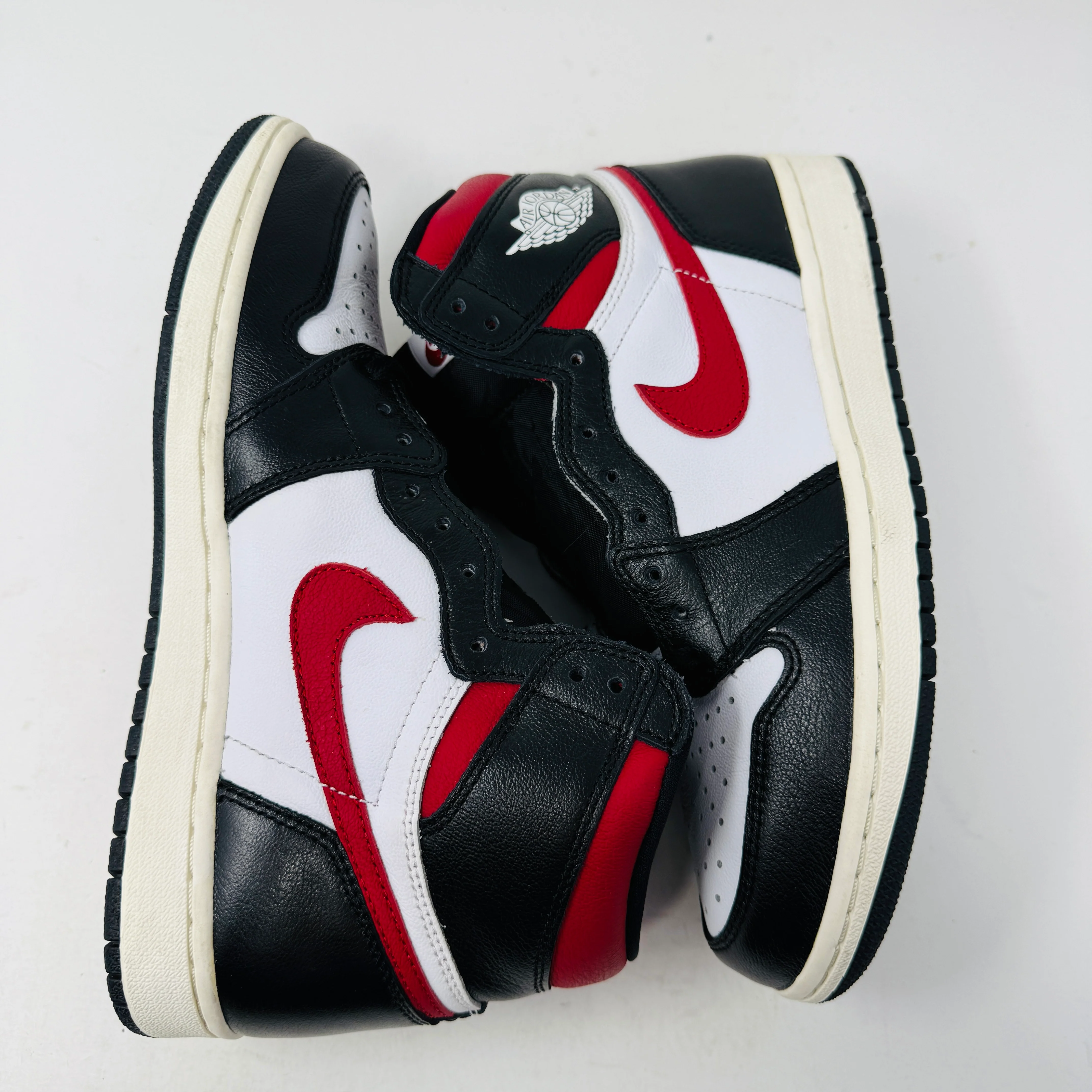 Jordan 1 Retro High Black Gym Red - Image 4