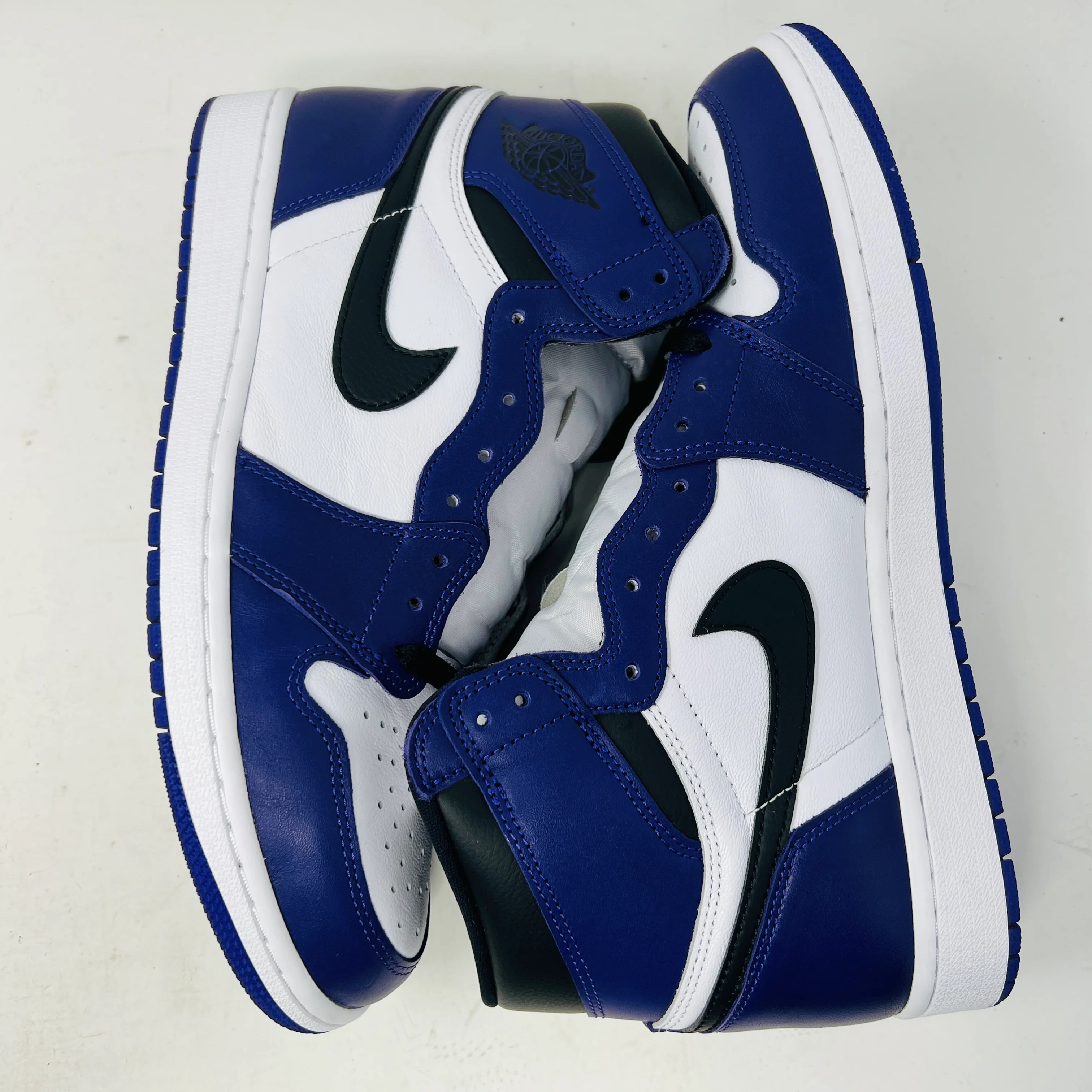 Jordan 1 Retro High Court Purple White - Image 3