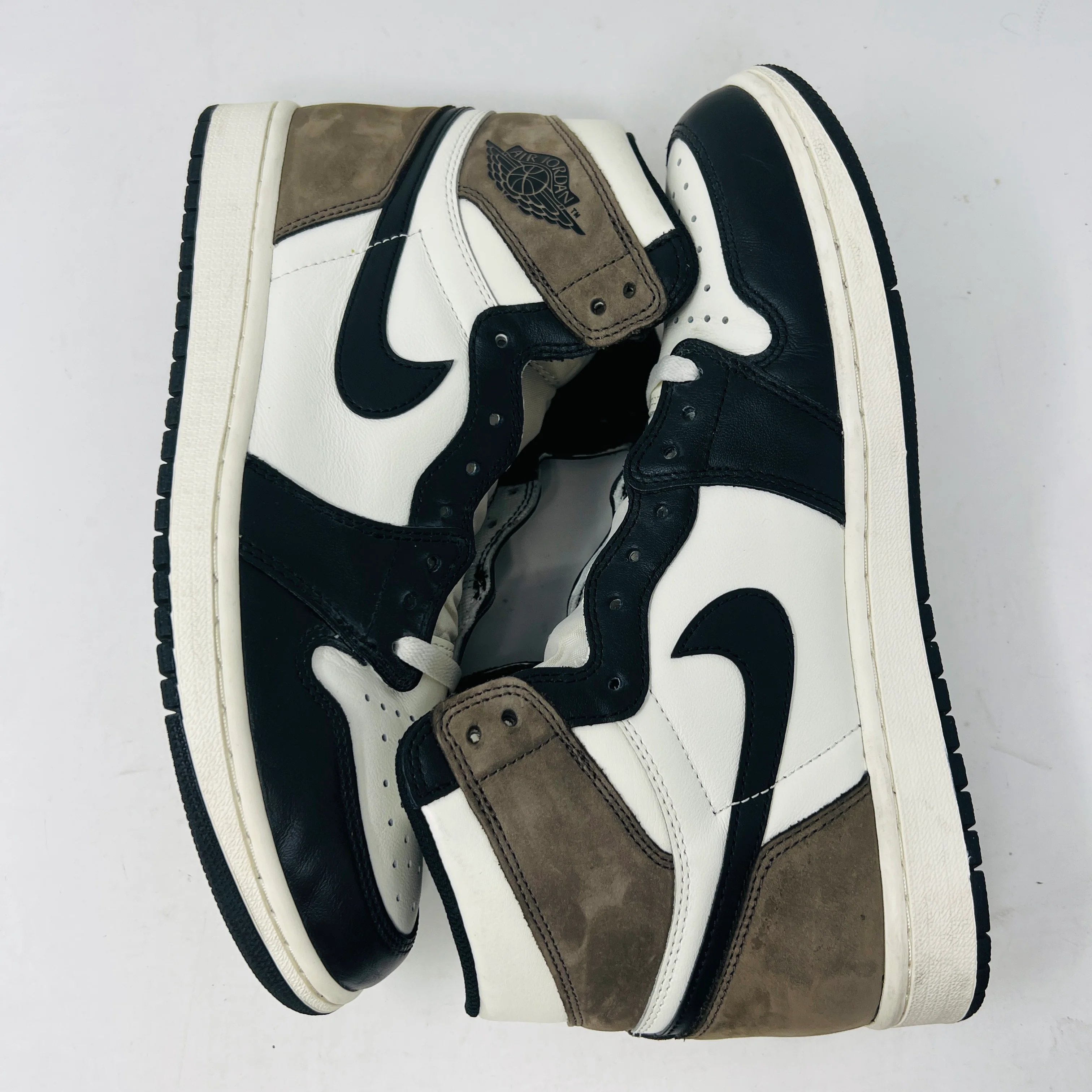 Jordan 1 Retro High Dark Mocha - Image 3