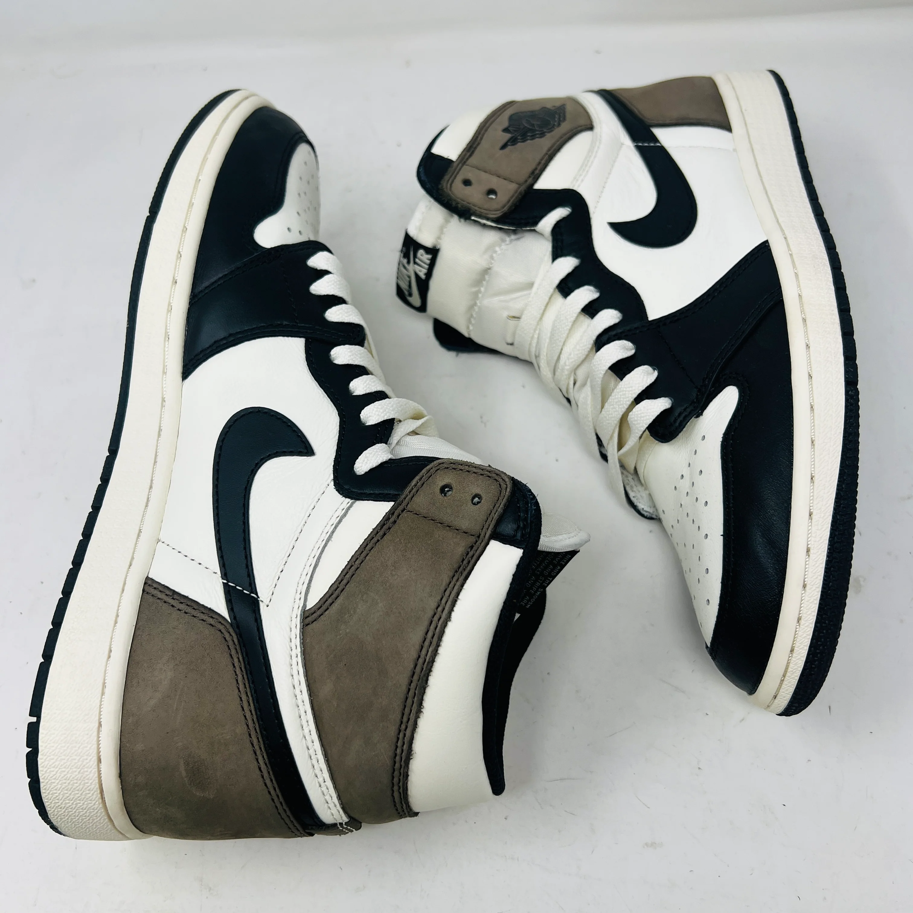 Jordan 1 Retro High Dark Mocha - Image 4
