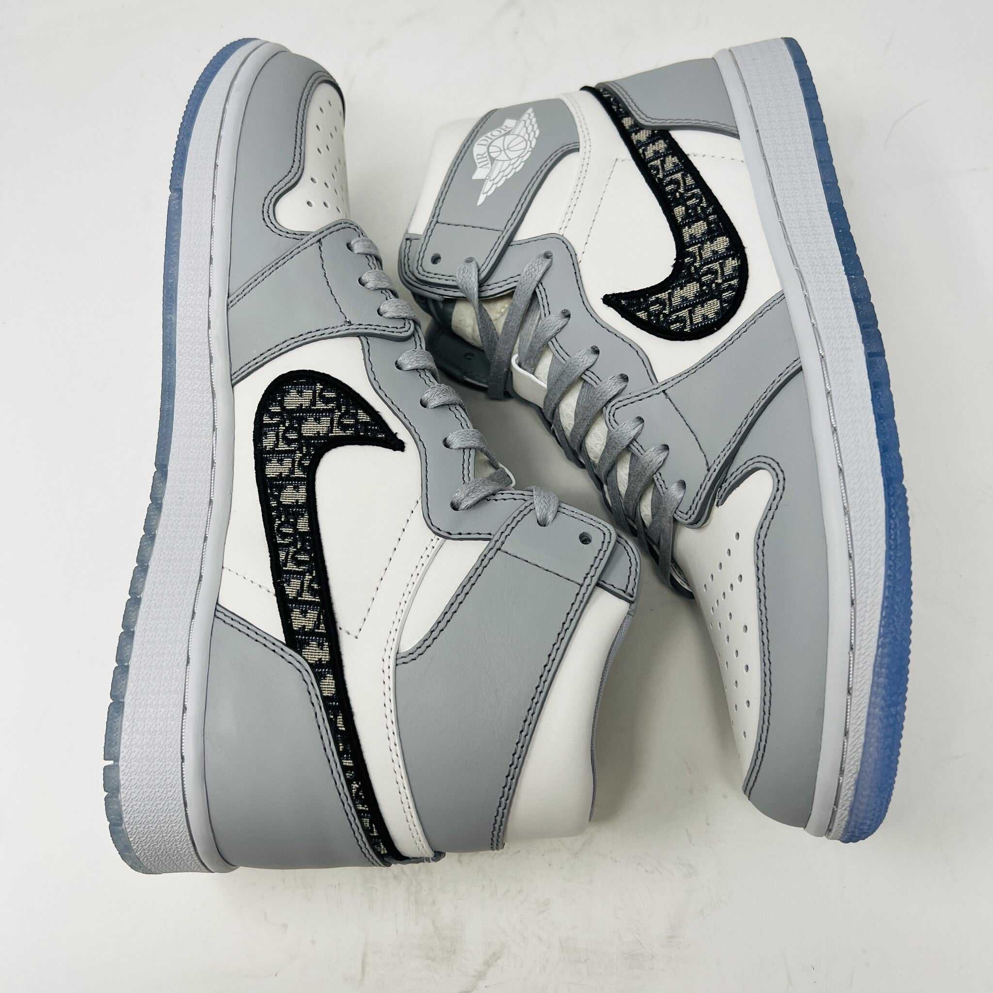 Jordan 1 Retro High Dior - Image 3