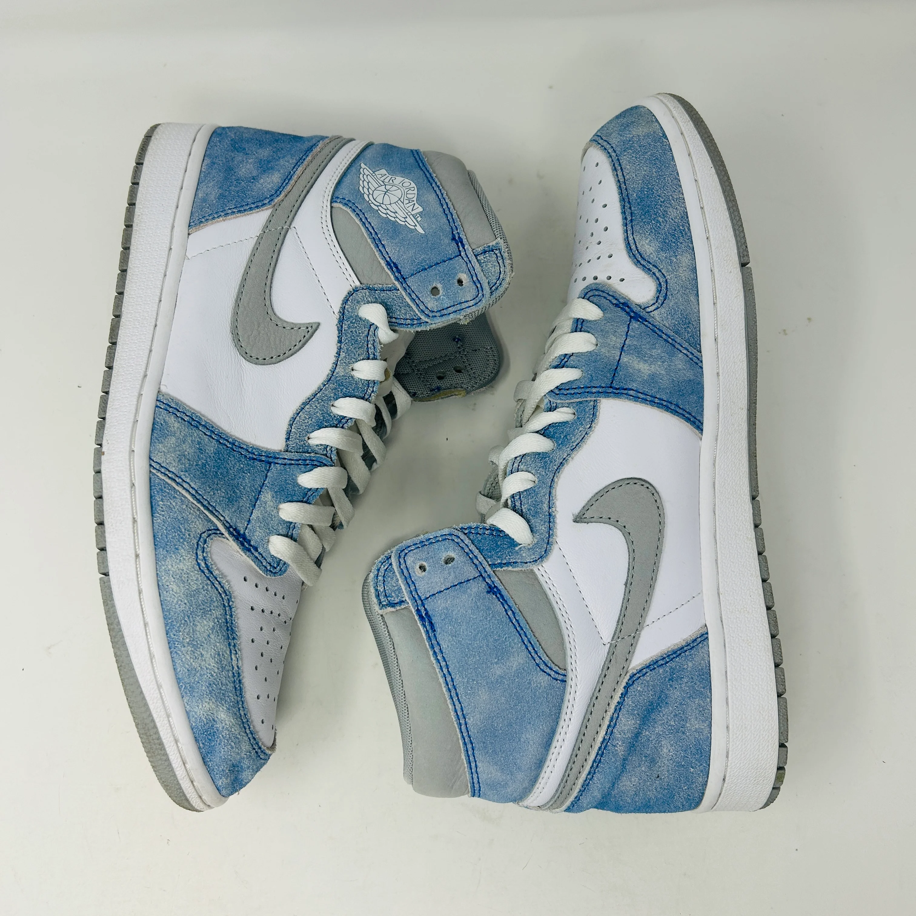 Jordan 1 Retro High Hyper Royal Smoke Grey - Image 3