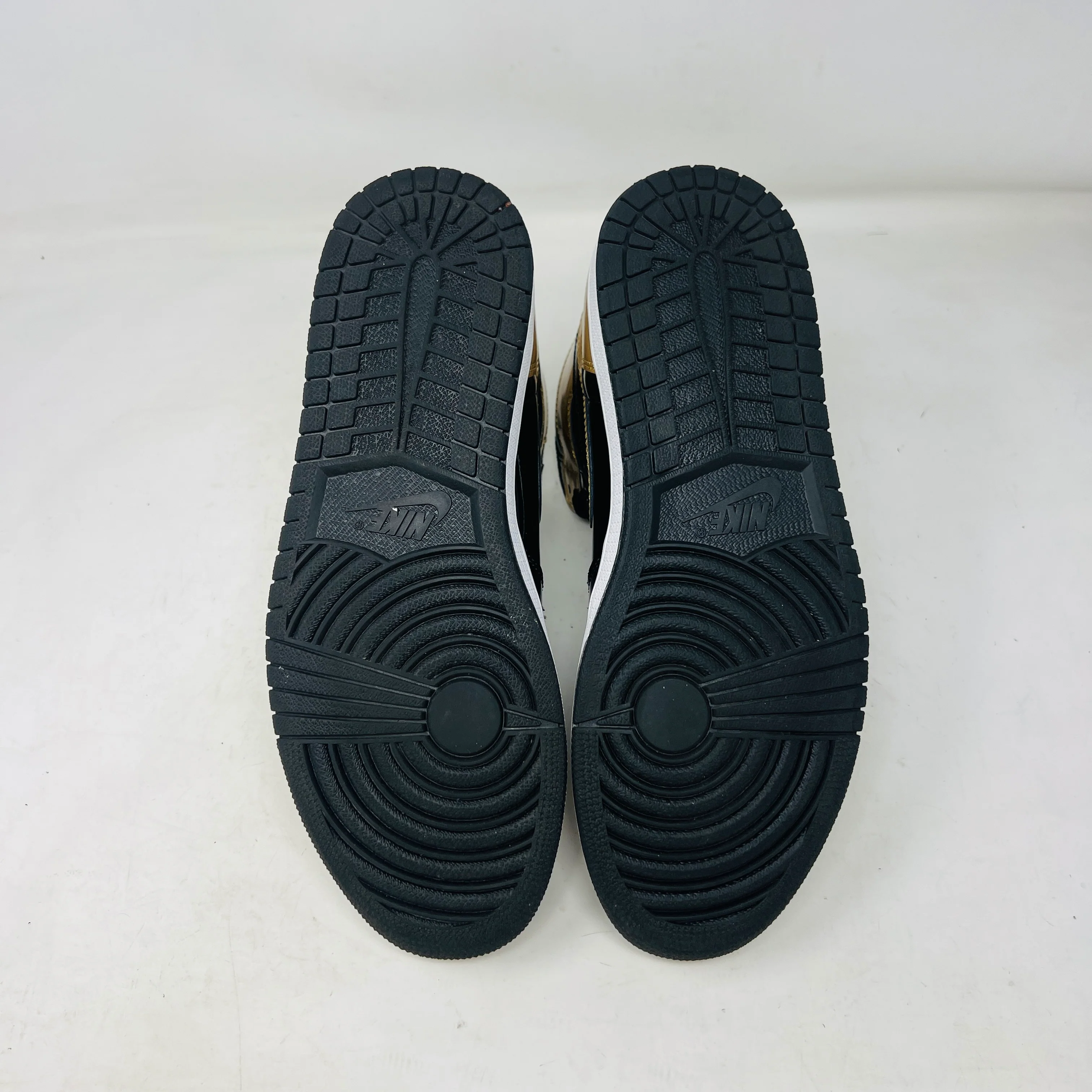 Jordan 1 Retro High NRG Patent Gold Toe - Image 6
