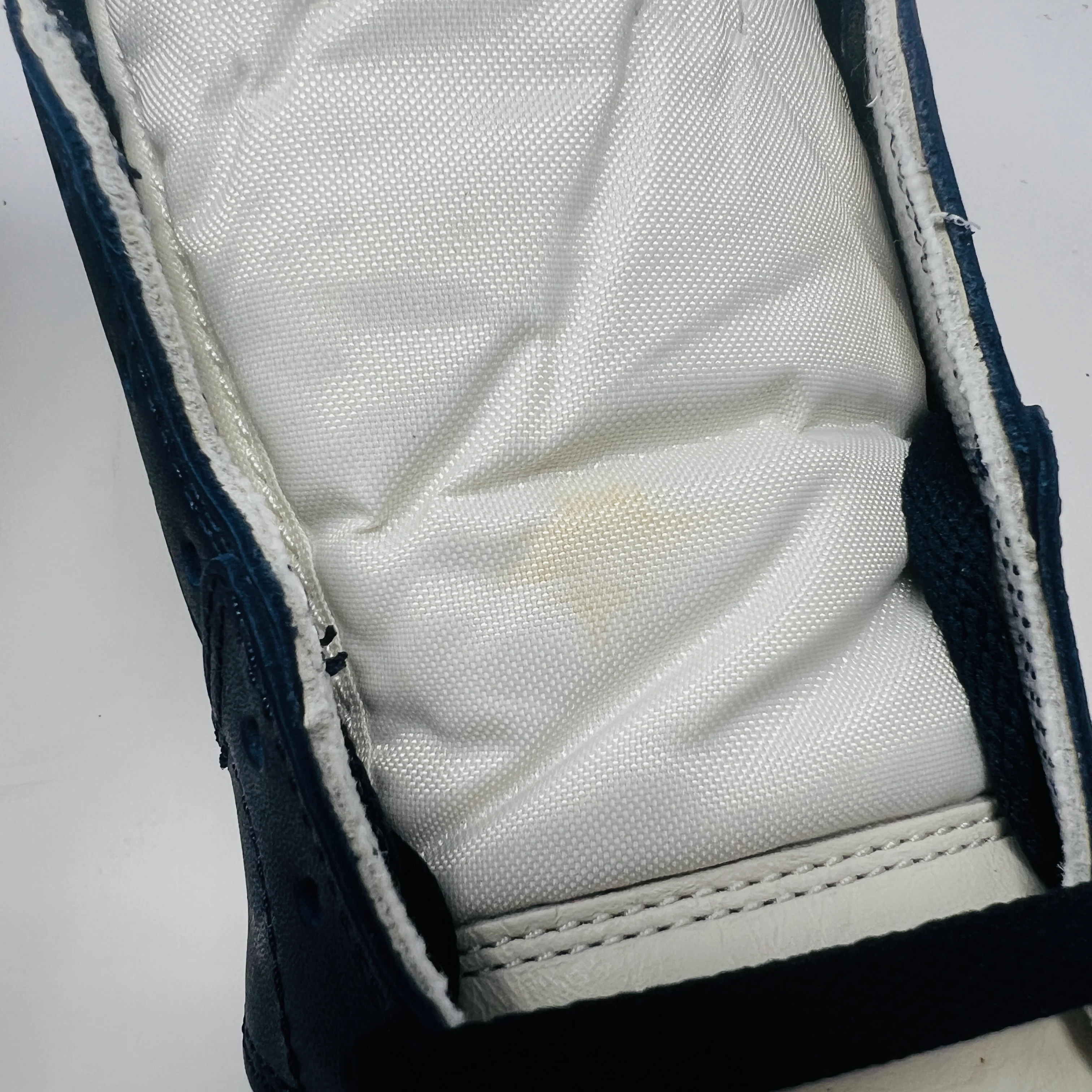 Jordan 1 Retro High Obsidian - Image 7