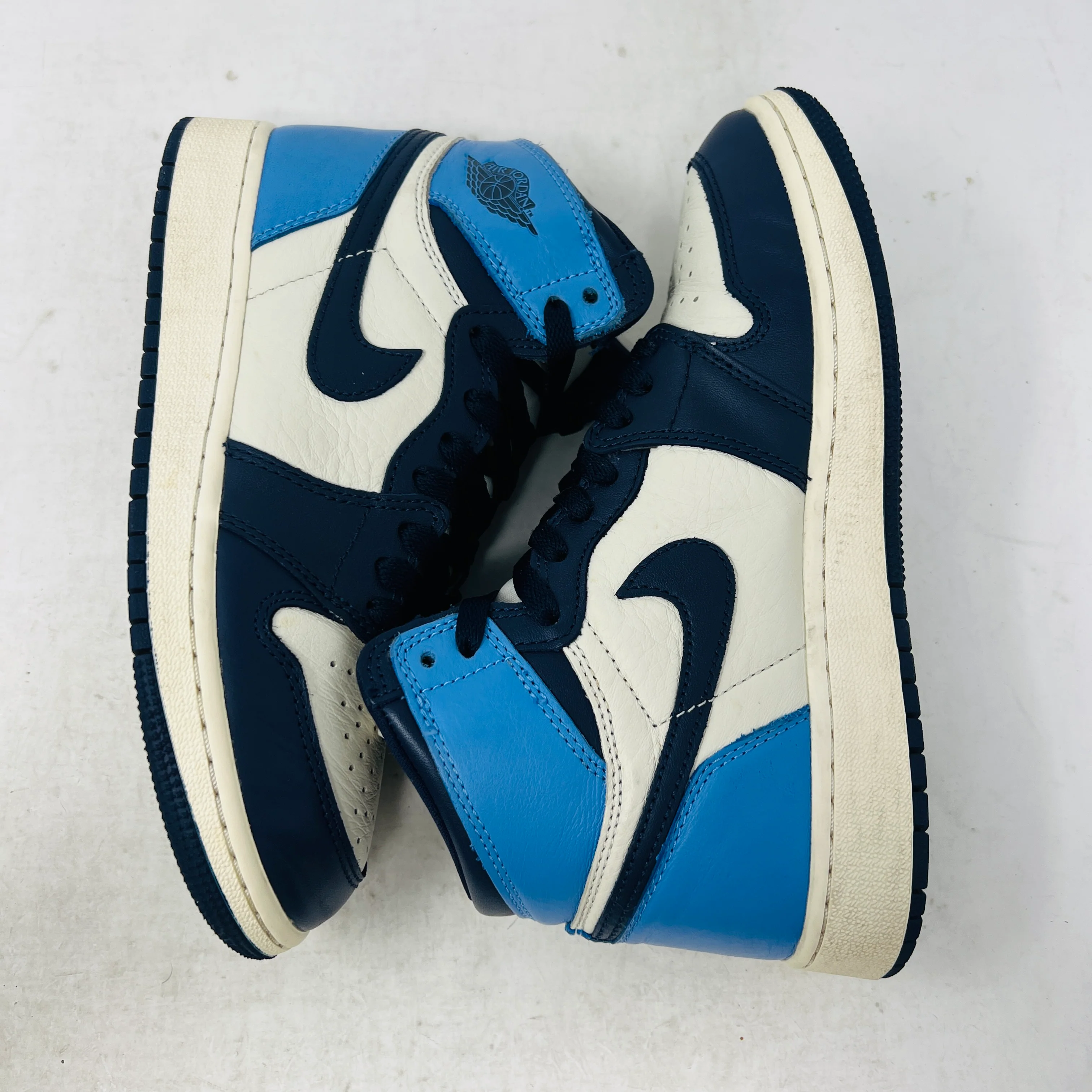 Jordan 1 Retro High Obsidian (GS) - Image 3