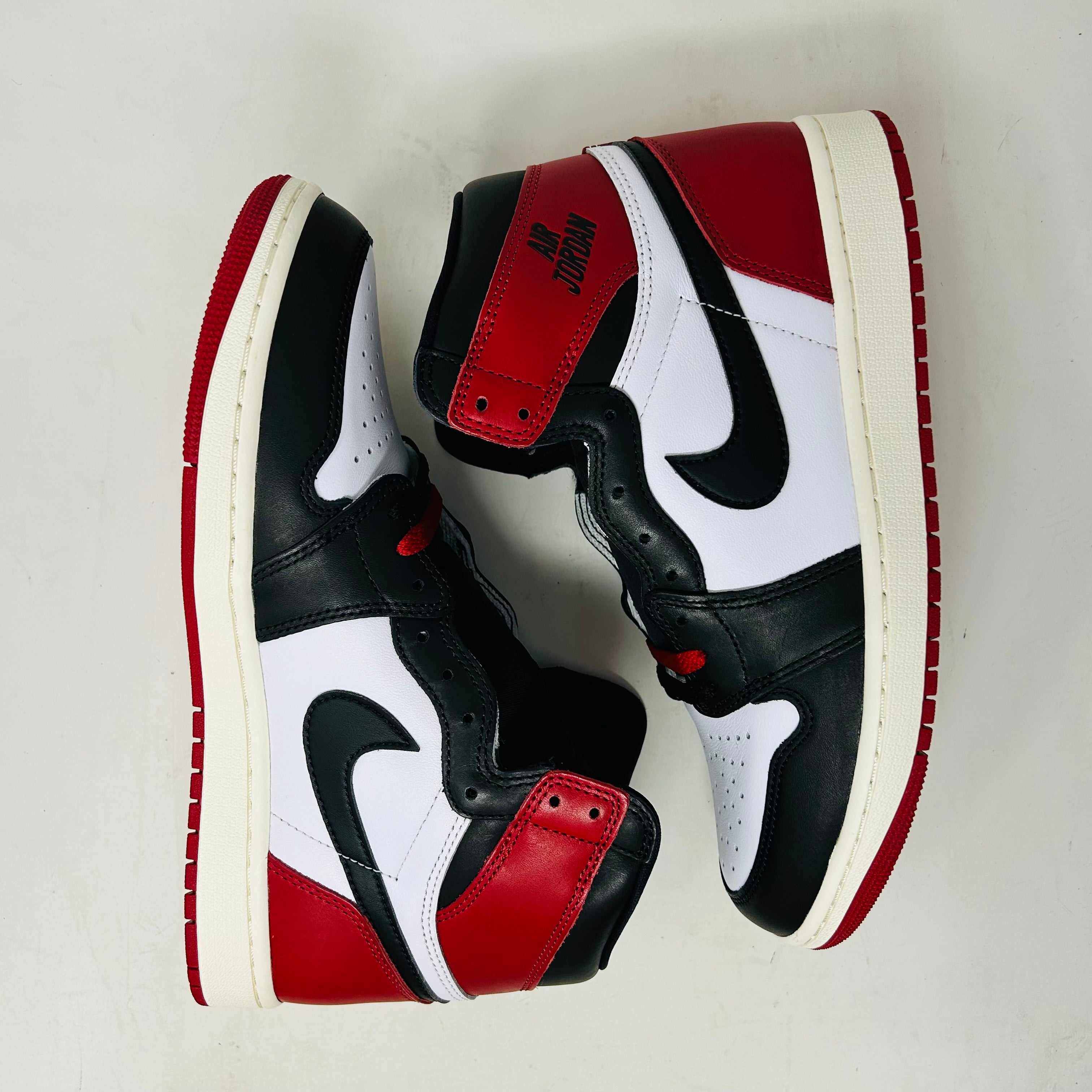 Jordan 1 Retro High OG Black Toe Reimagined - Image 3