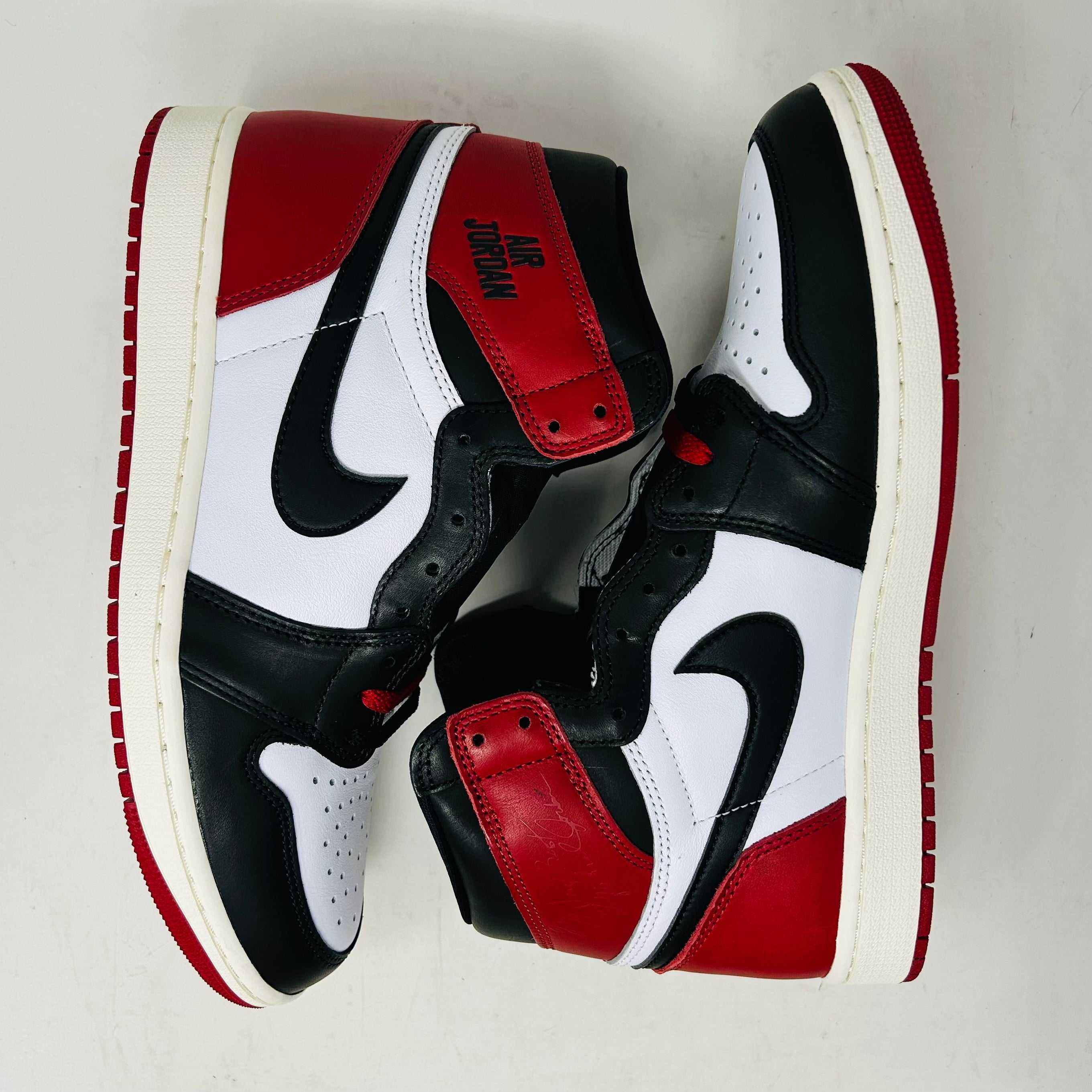 Jordan 1 Retro High OG Black Toe Reimagined - Image 4