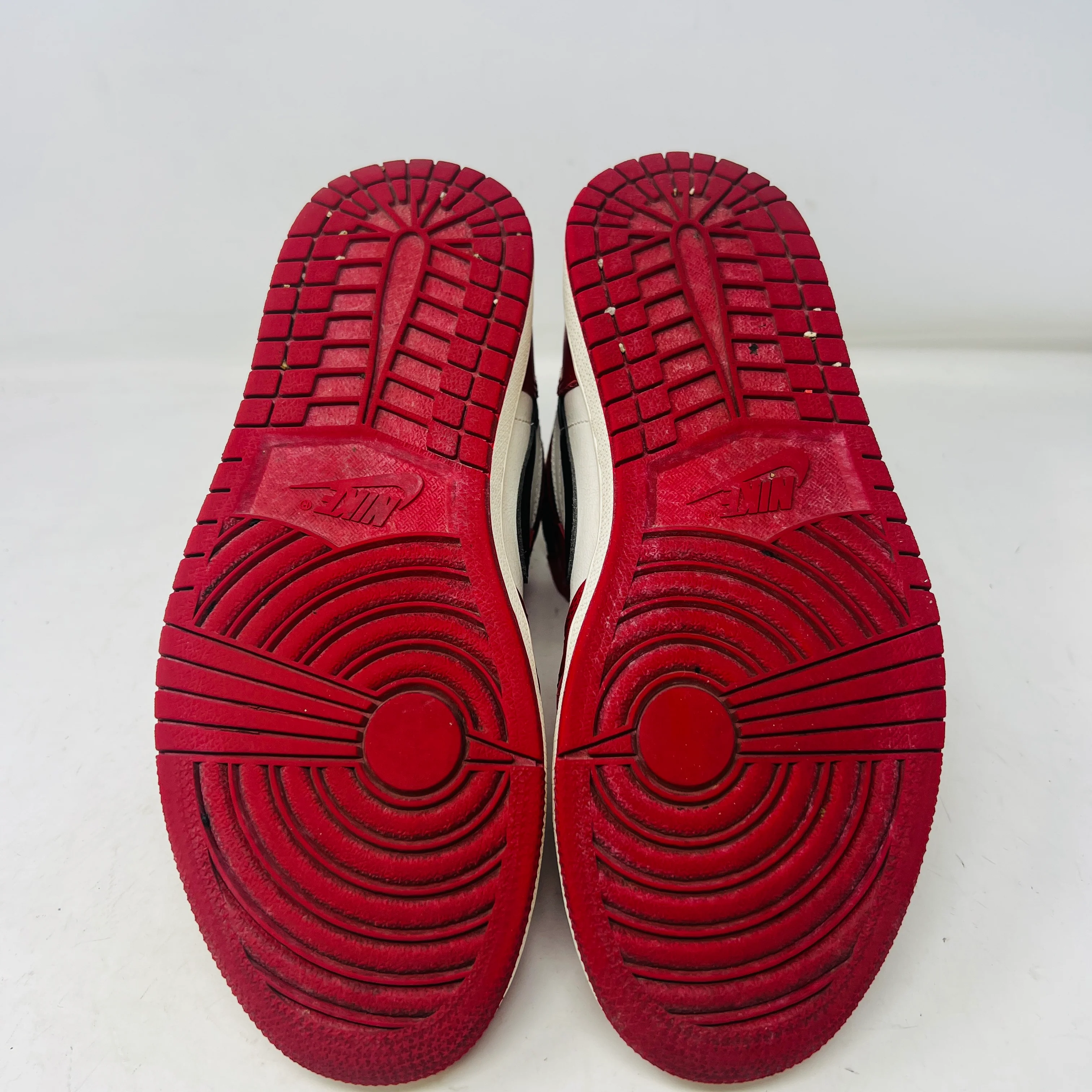 Jordan 1 Retro High OG Chicago Lost and Found - Image 6