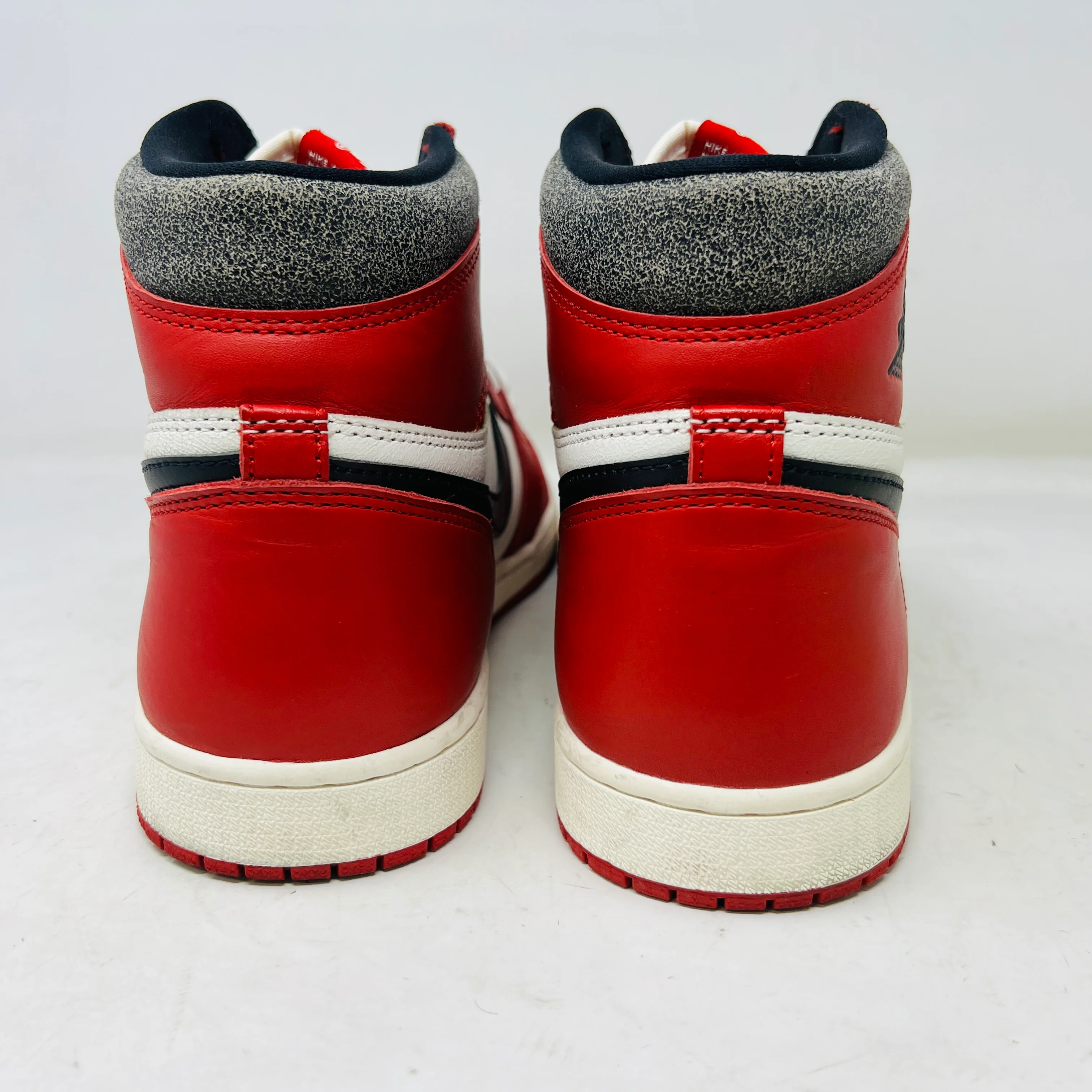 Jordan 1 Retro High OG Chicago Lost and Found - Image 5
