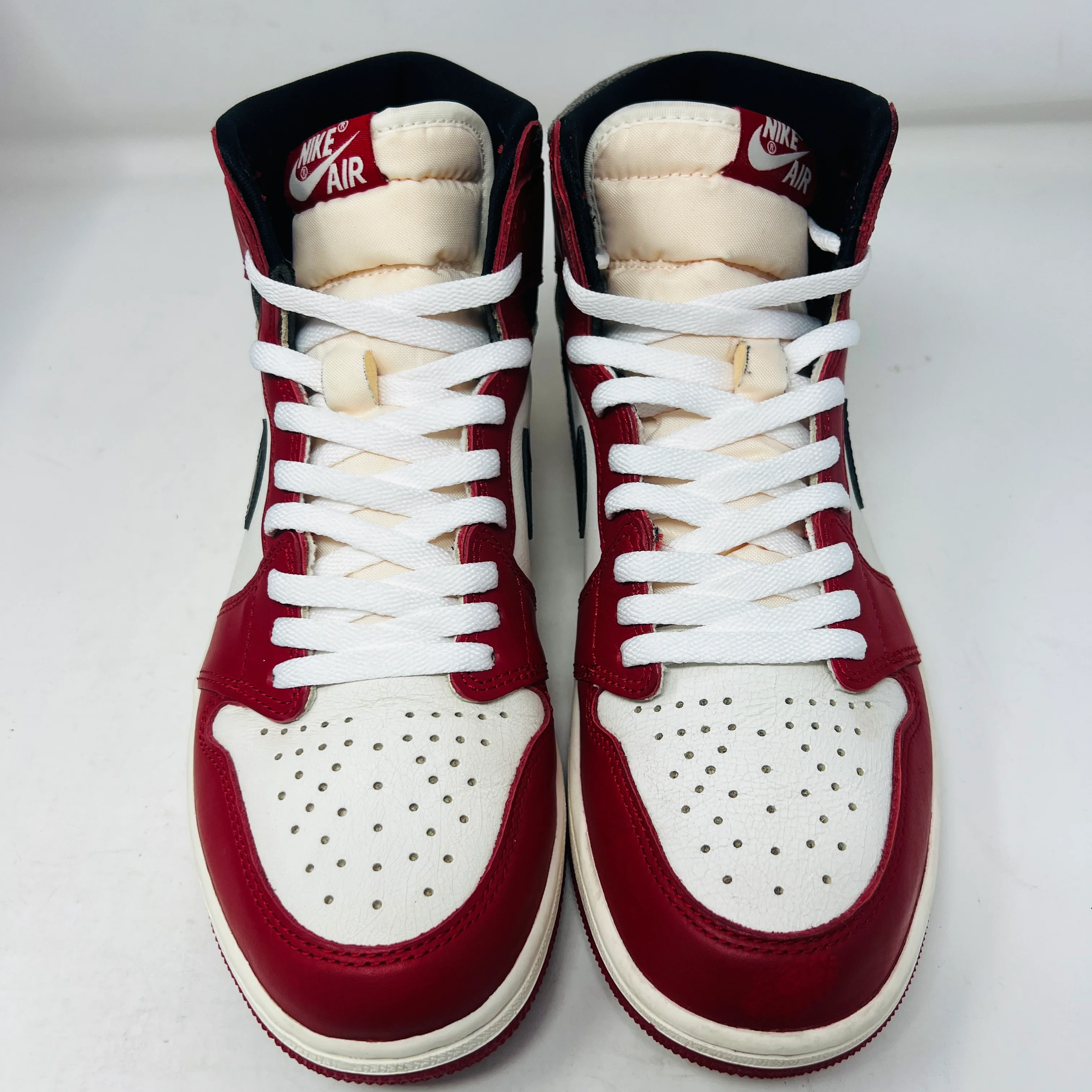 Jordan 1 Retro High OG Chicago Lost and Found - Image 2