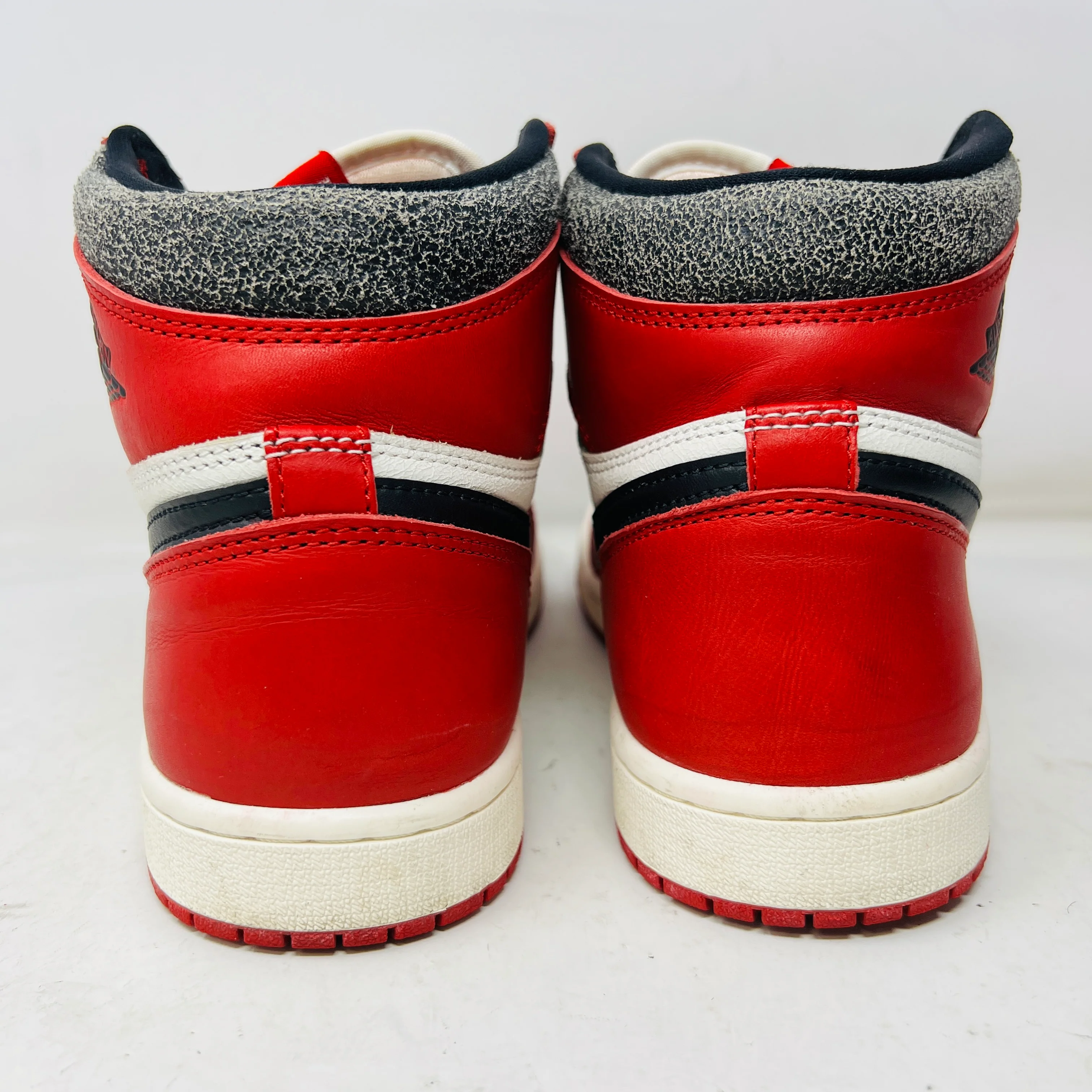 Jordan 1 Retro High OG Chicago Lost and Found - Image 5