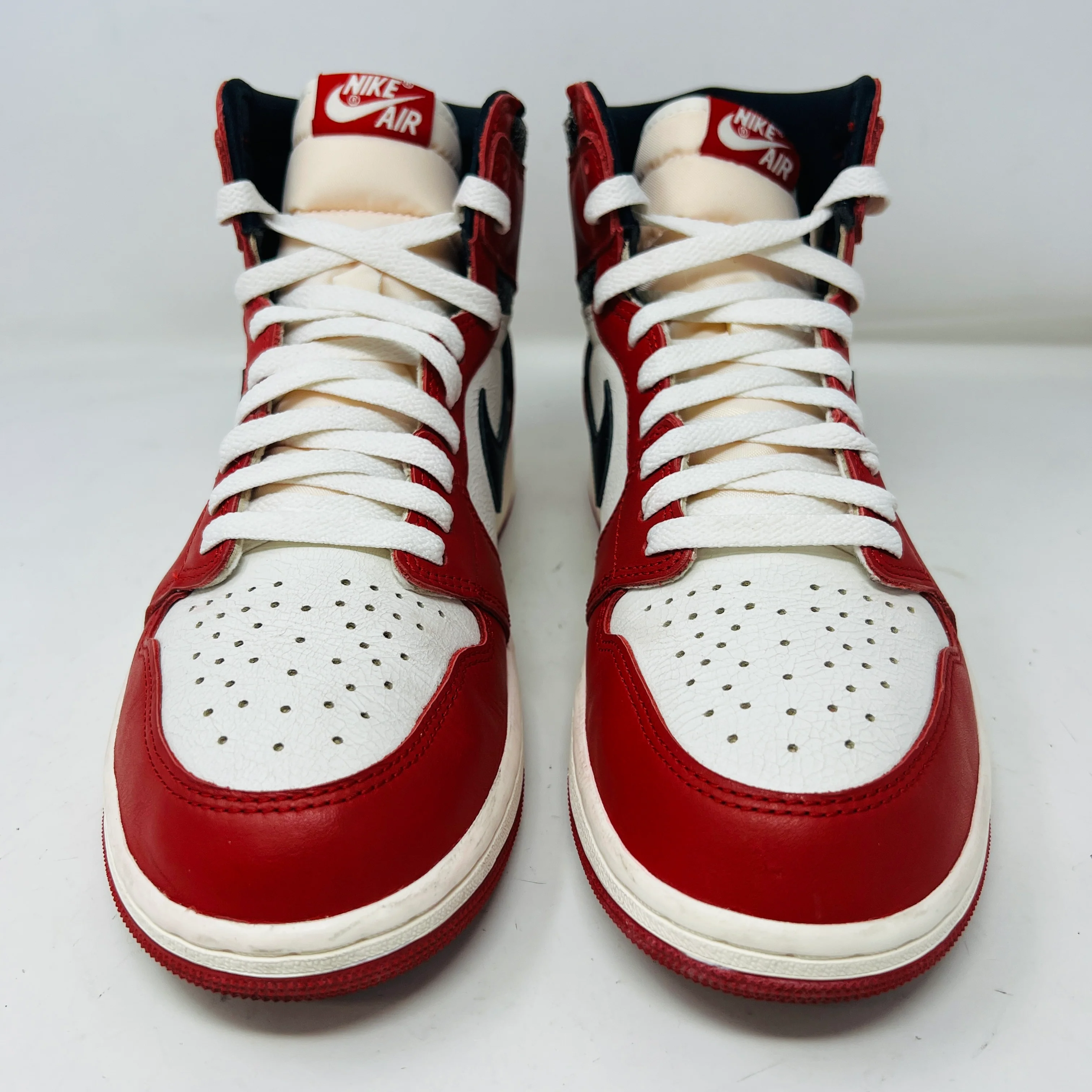 Jordan 1 Retro High OG Chicago Lost and Found - Image 2