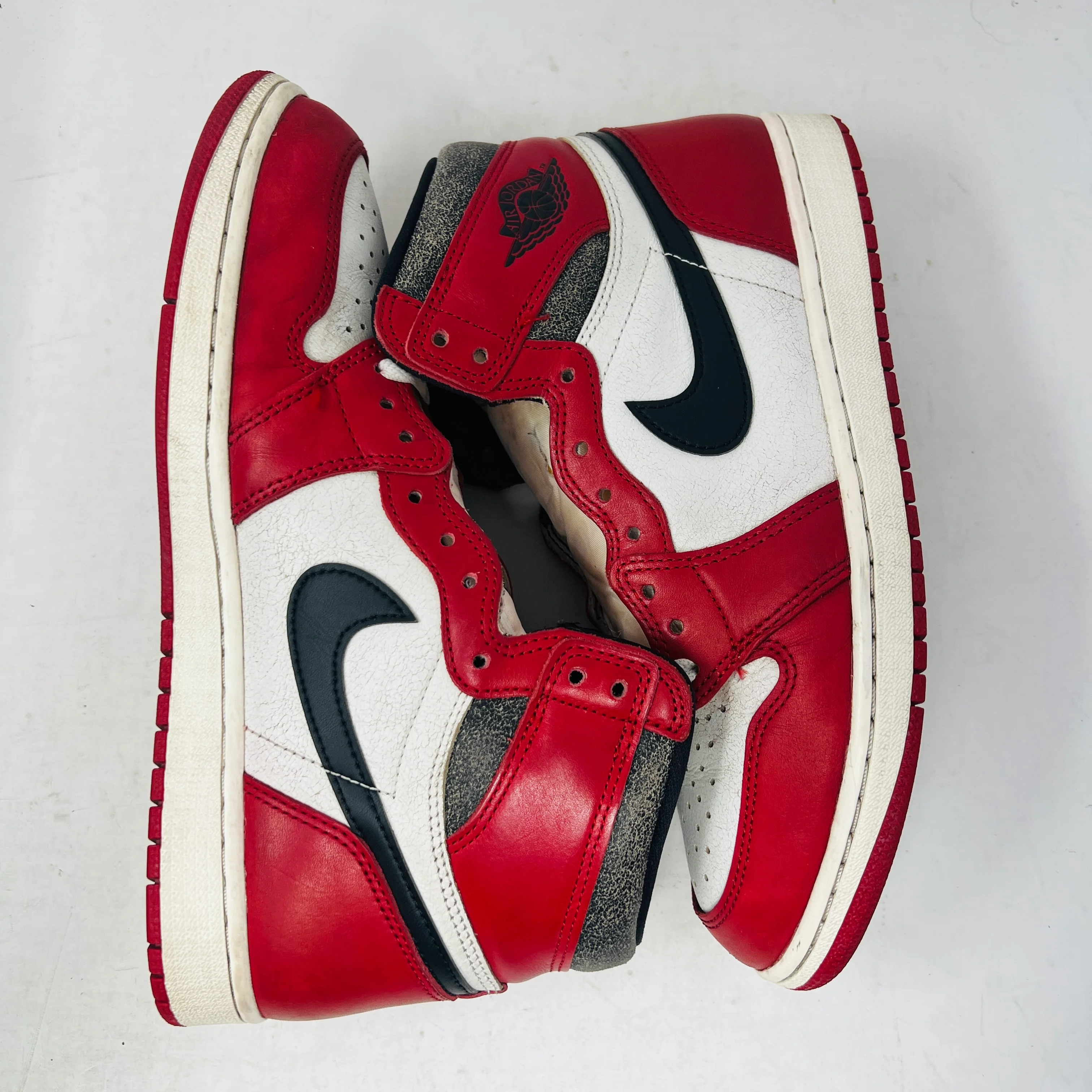 Jordan 1 Retro High OG Chicago Lost and Found - Image 4