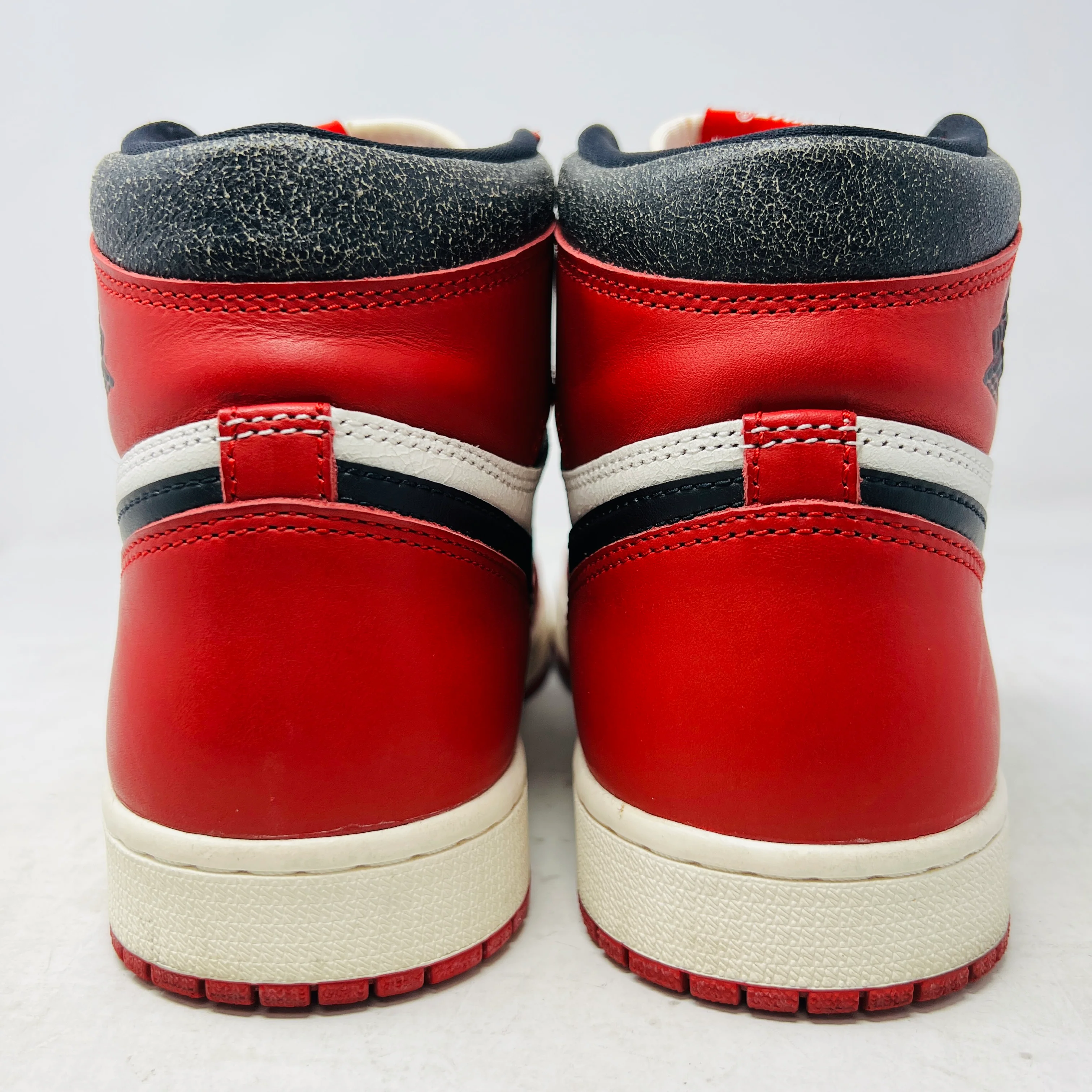 Jordan 1 Retro High OG Chicago Lost and Found - Image 5