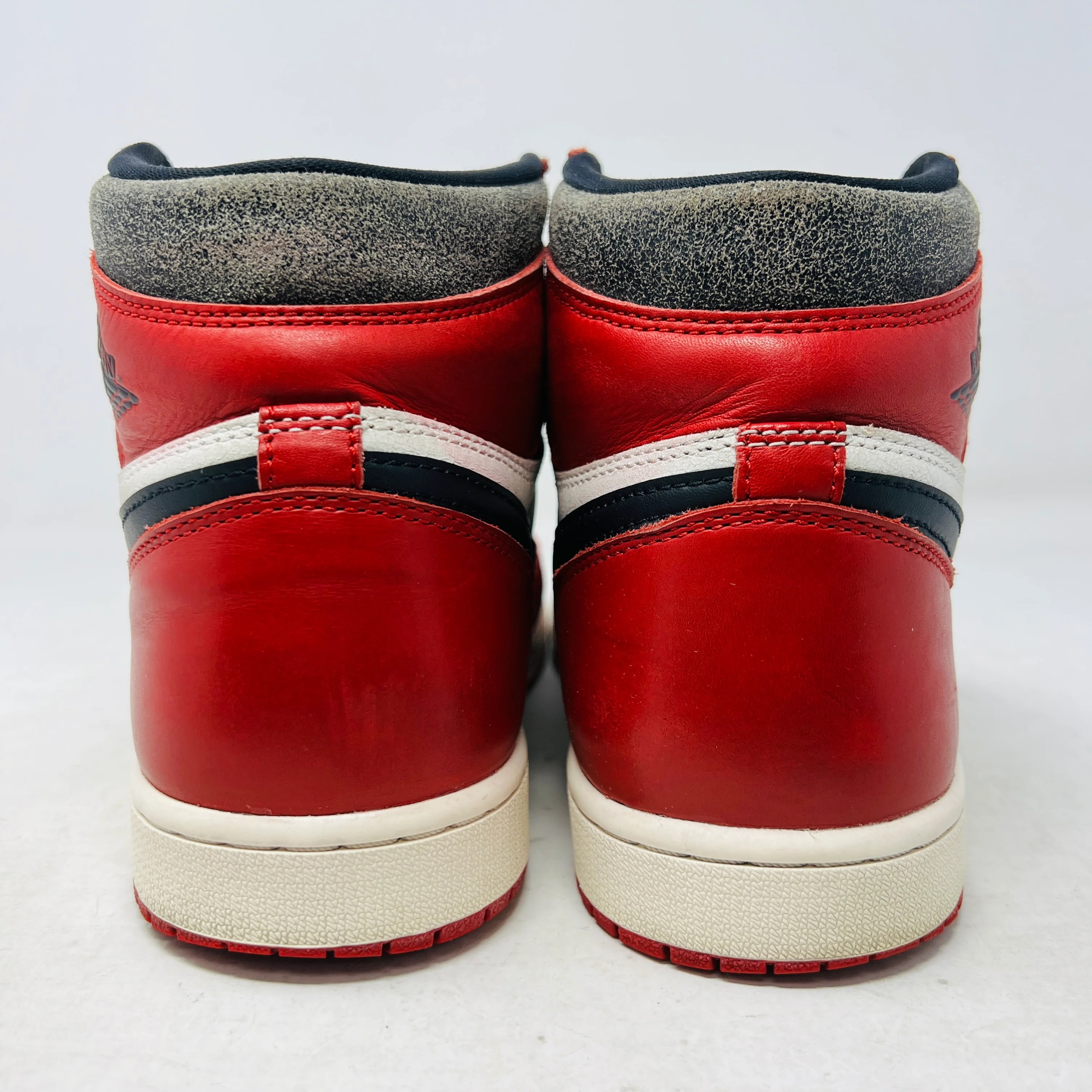 Jordan 1 Retro High OG Chicago Lost and Found - Image 5
