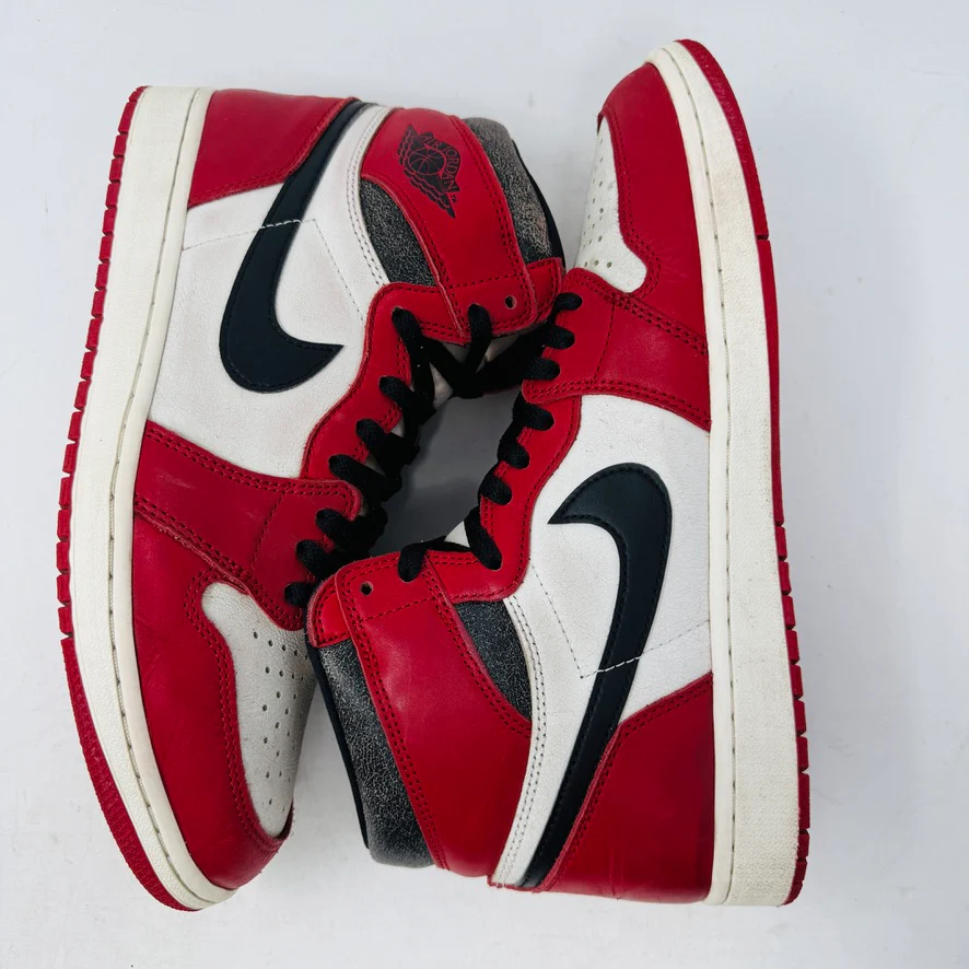 Jordan 1 Retro High OG Chicago Lost and Found - Image 3