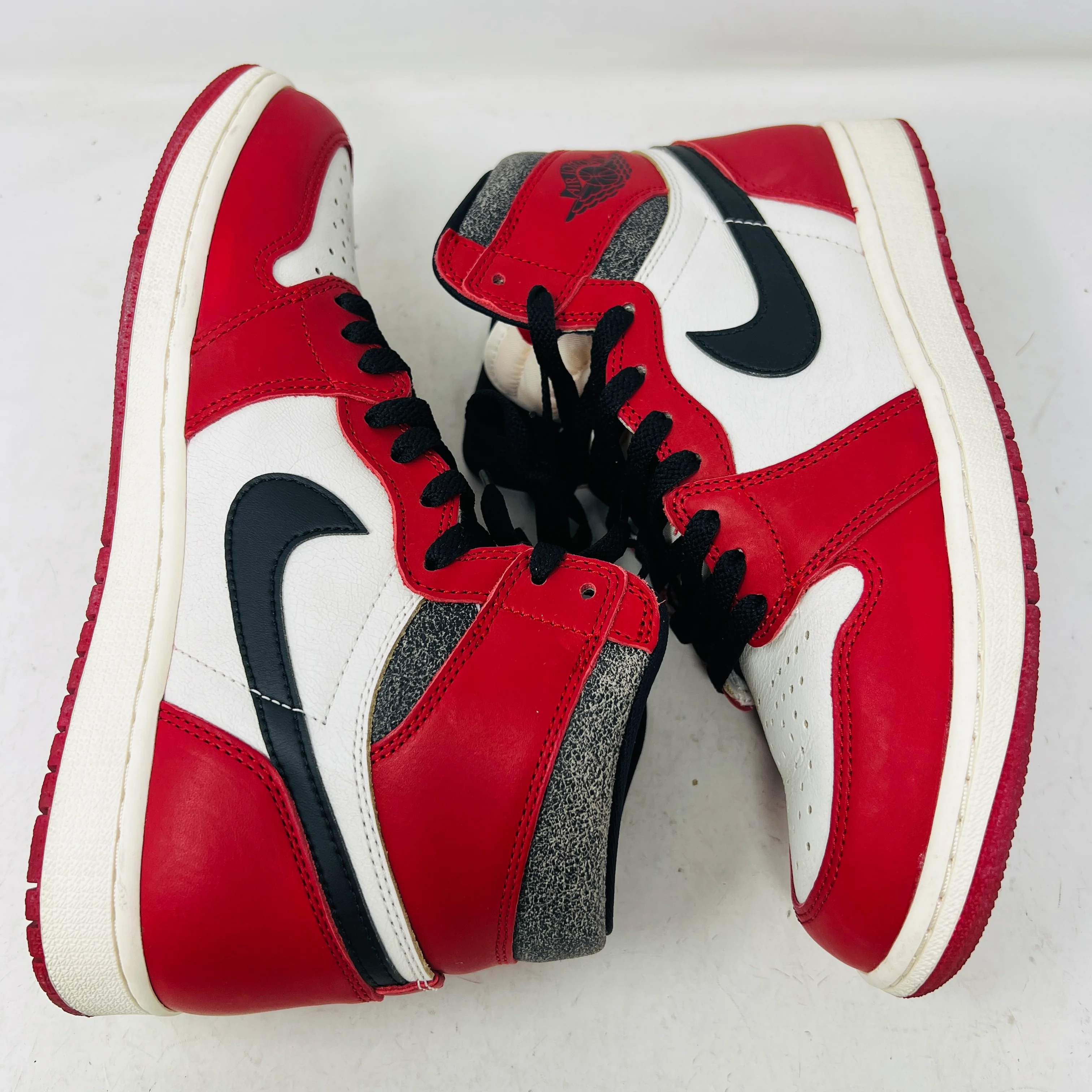 Jordan 1 Retro High OG Chicago Lost and Found - Image 3
