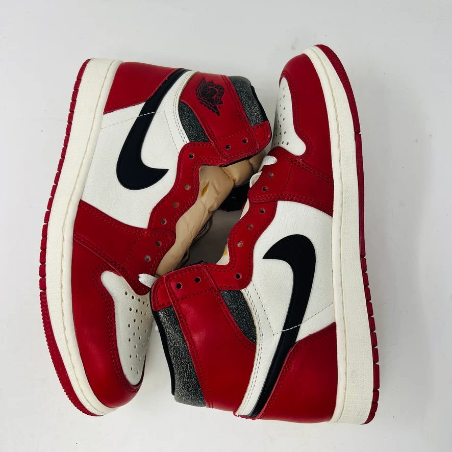 Jordan 1 Retro High OG Chicago Lost and Found - Image 3