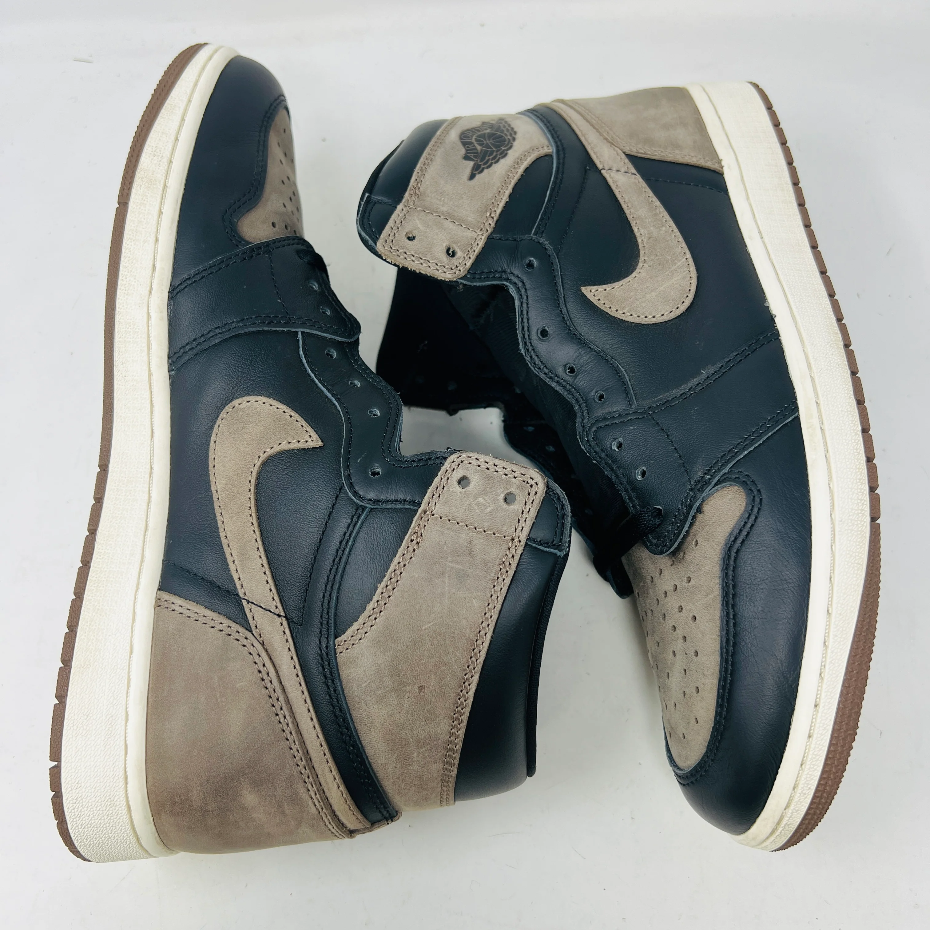Jordan 1 Retro High OG Palomino - Image 3