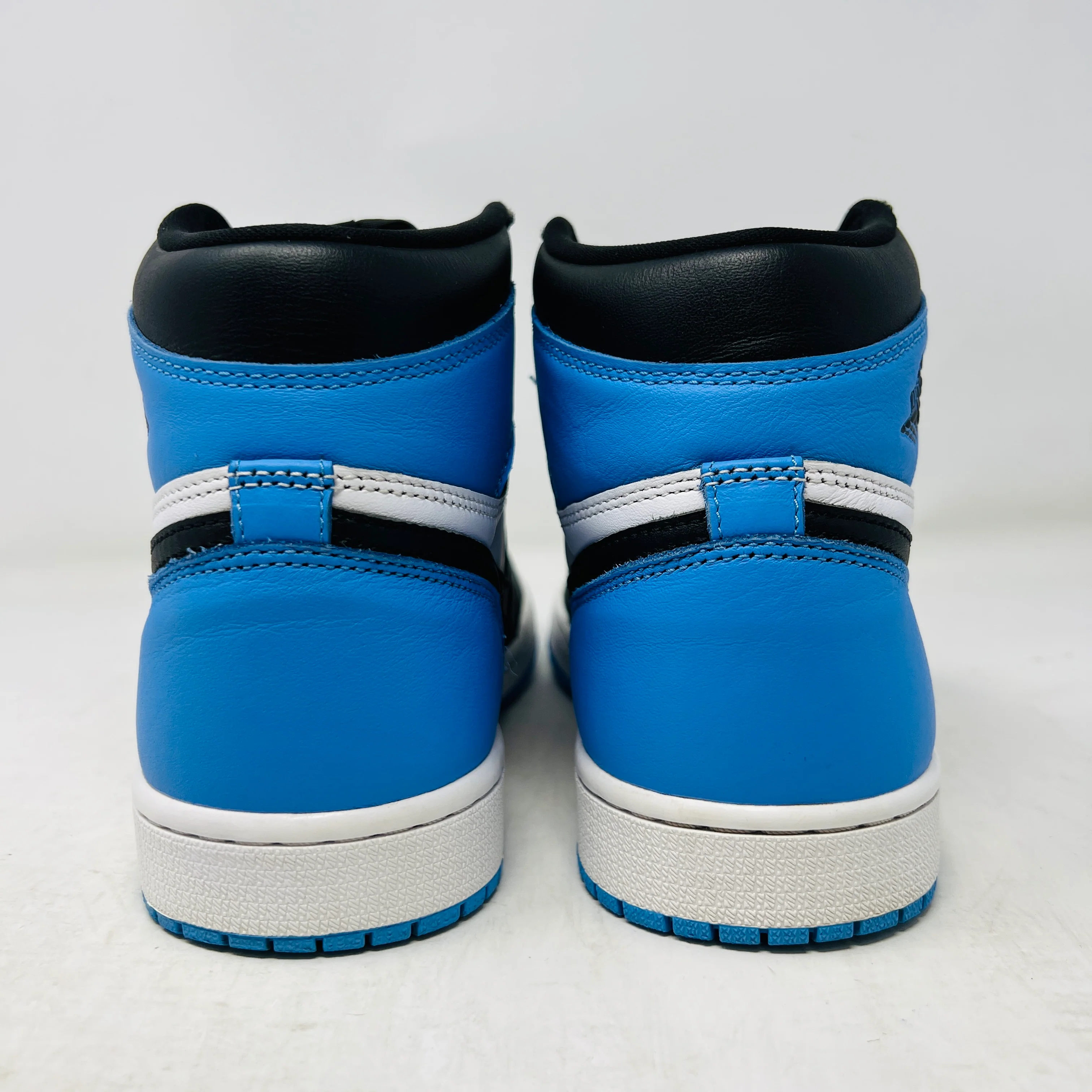 Jordan 1 Retro High OG UNC Toe - Image 5