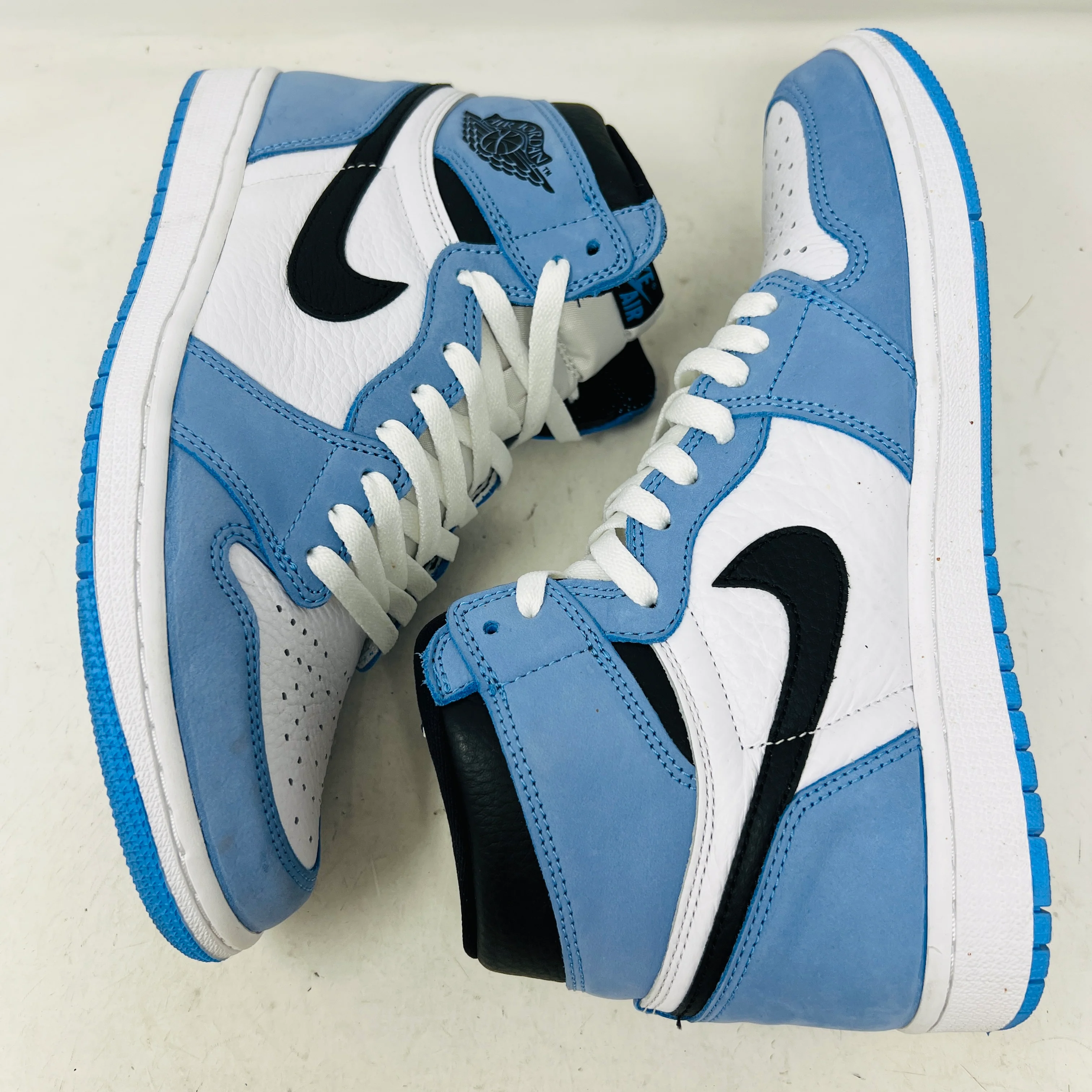 Jordan 1 Retro High OG University Blue - Image 4