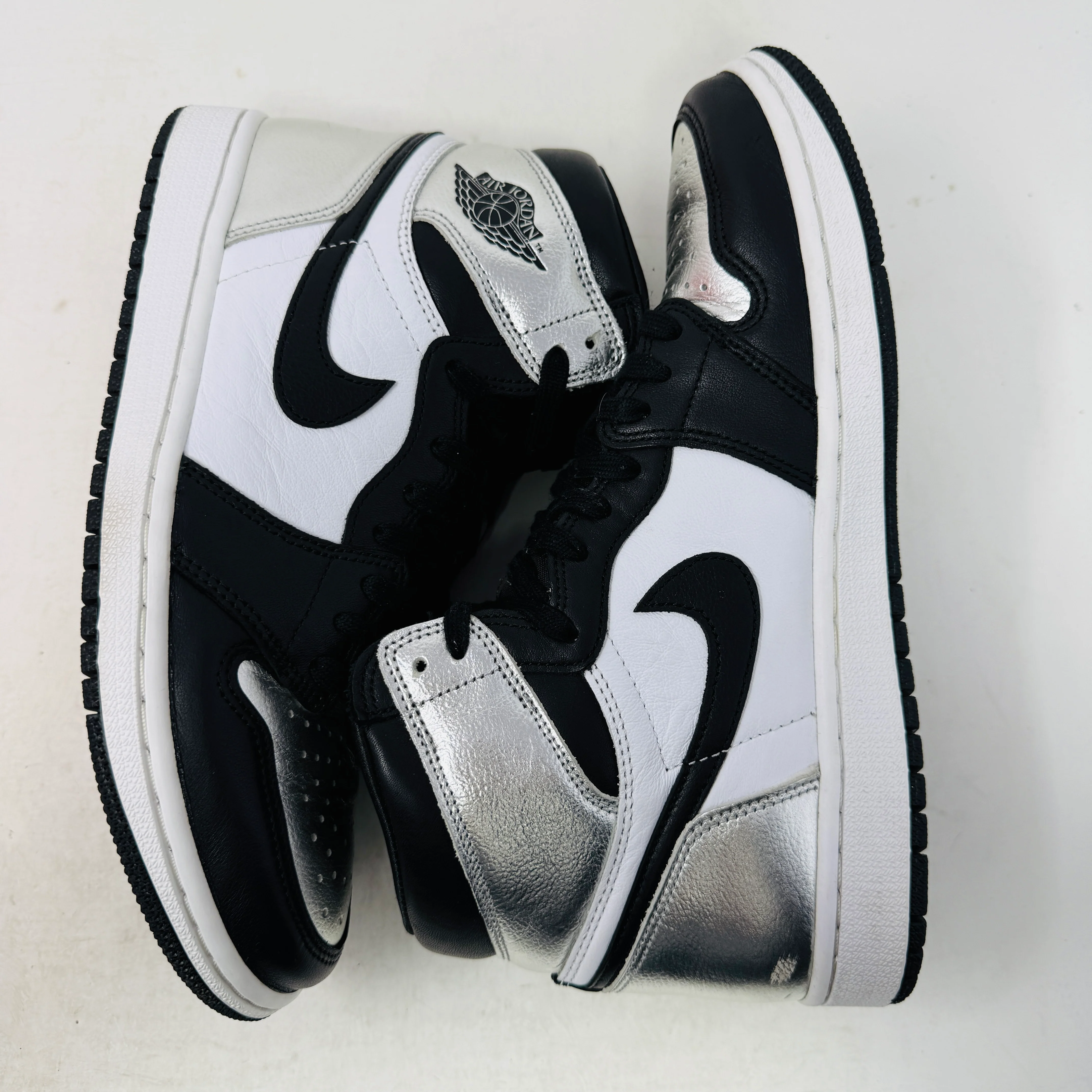 Jordan 1 Retro High Silver Toe (Women's) - Image 3