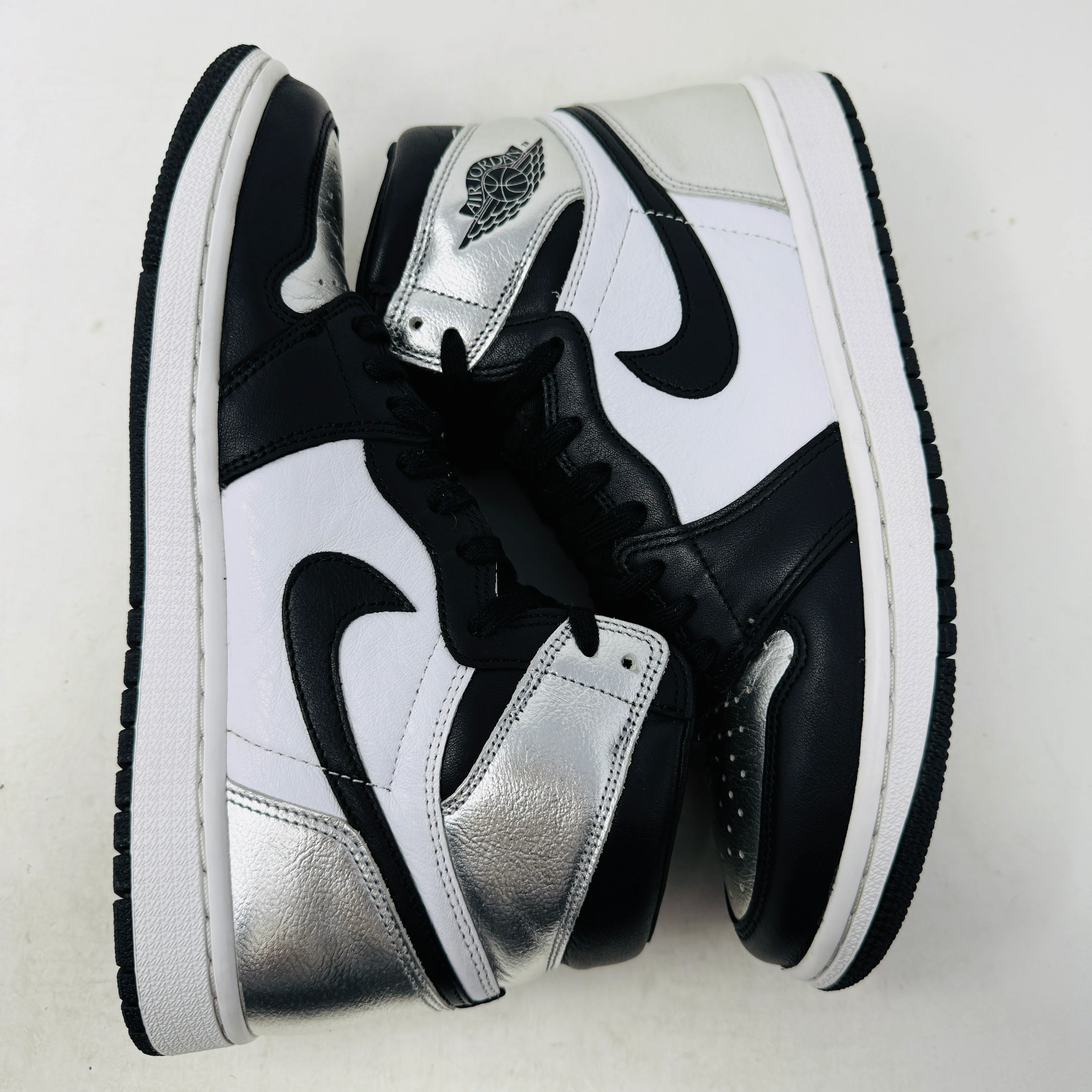 Jordan 1 Retro High Silver Toe (Women's) - Image 4