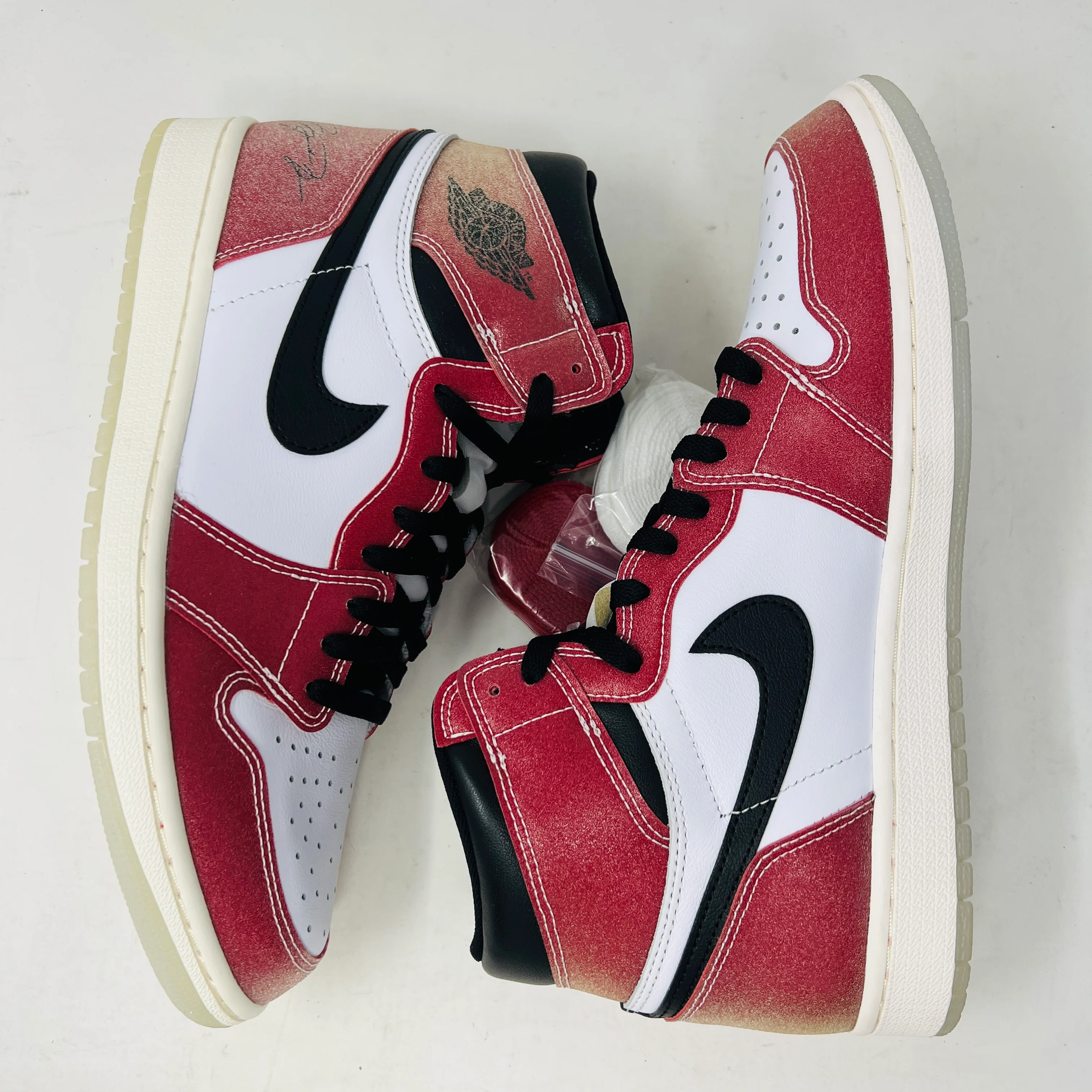 Jordan 1 Retro High Trophy Room Chicago - Image 3