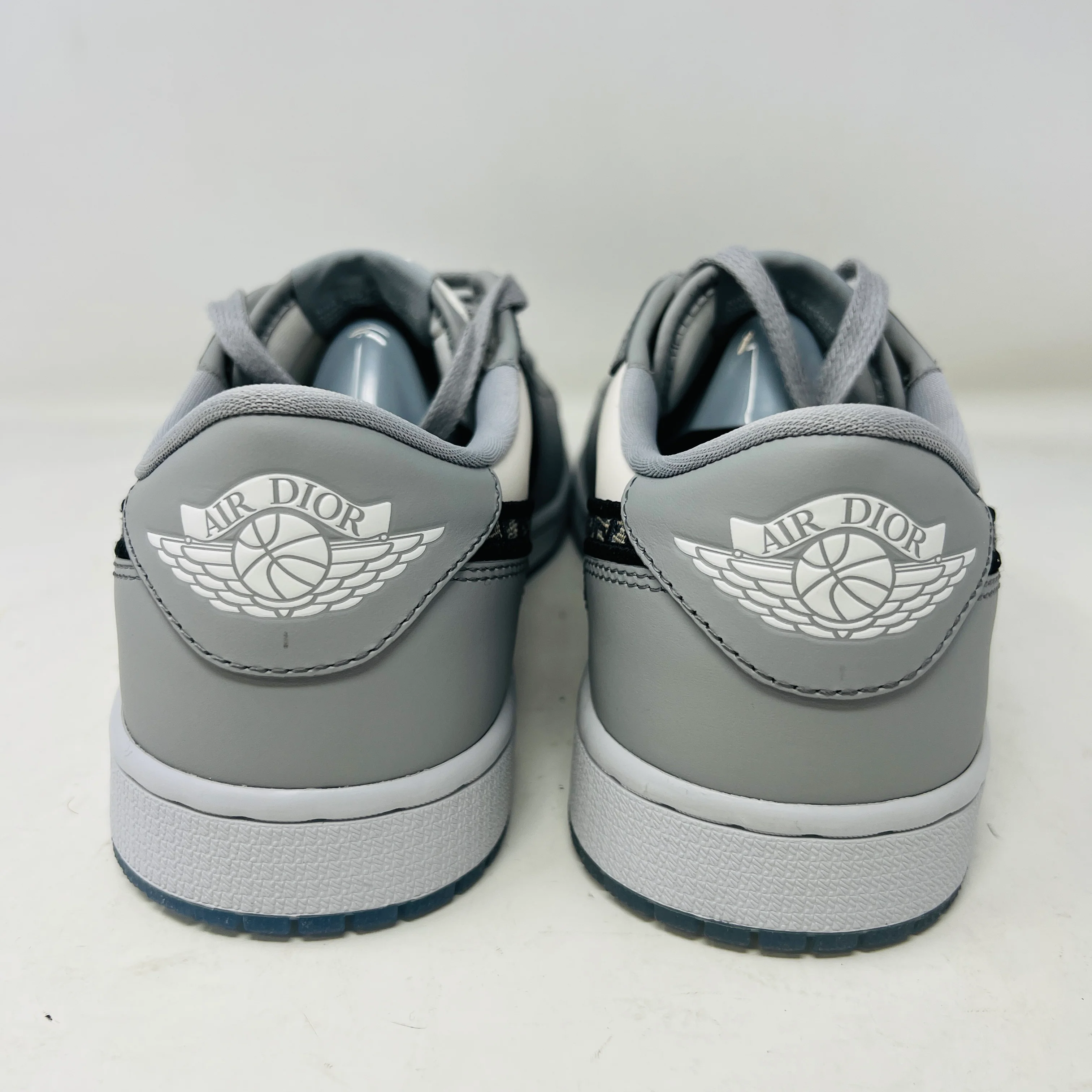 Jordan 1 Retro Low Dior - Image 5