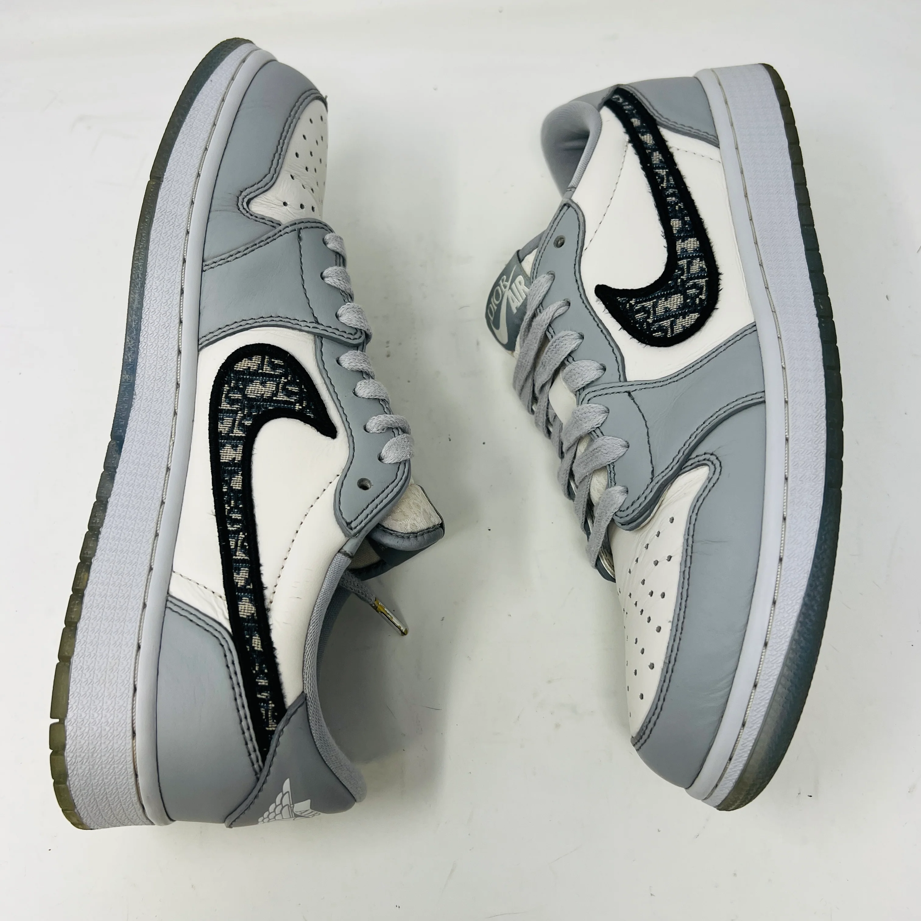 Jordan 1 Retro Low Dior (Sample Pair) - Image 4