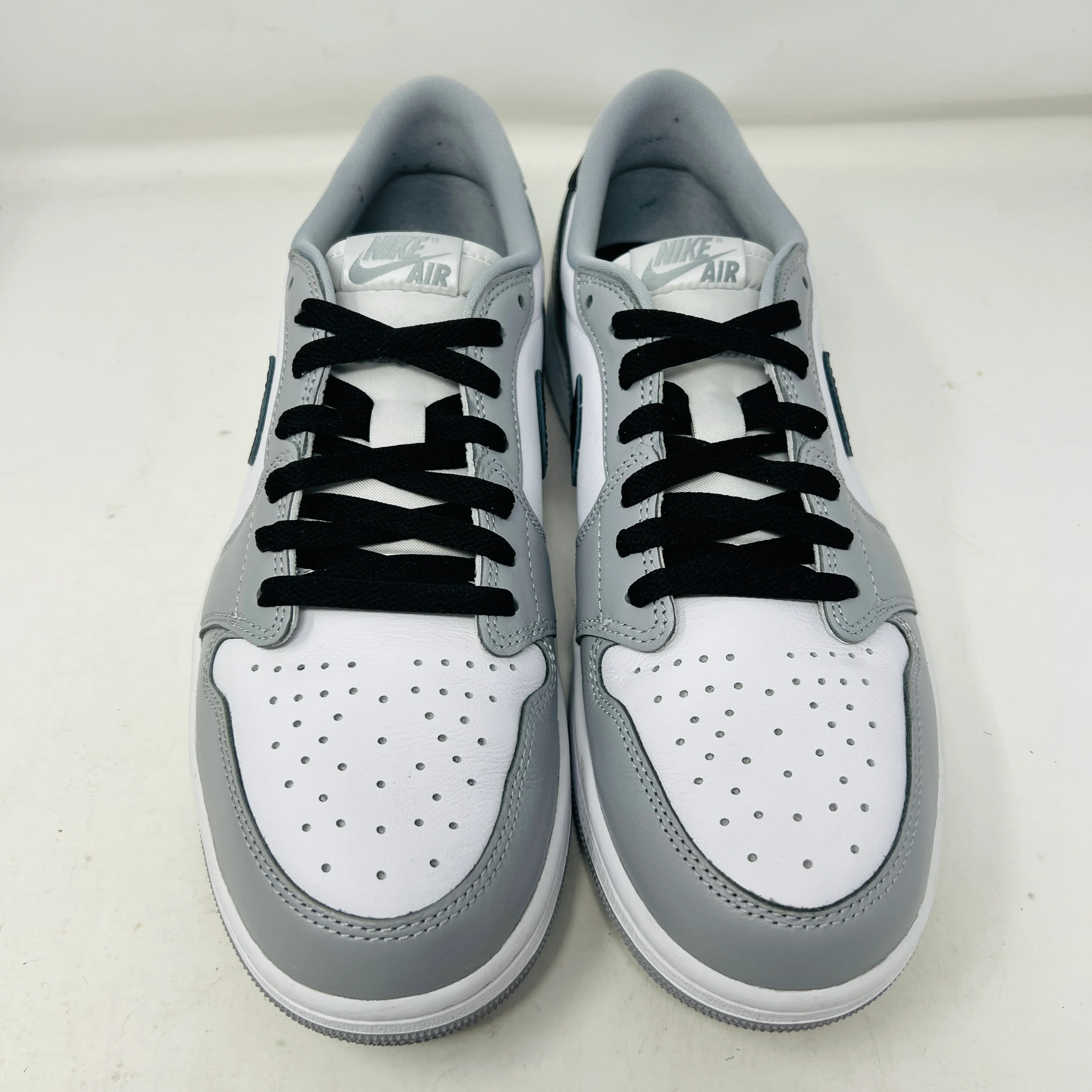 Jordan 1 Retro Low OG Barons - Image 2