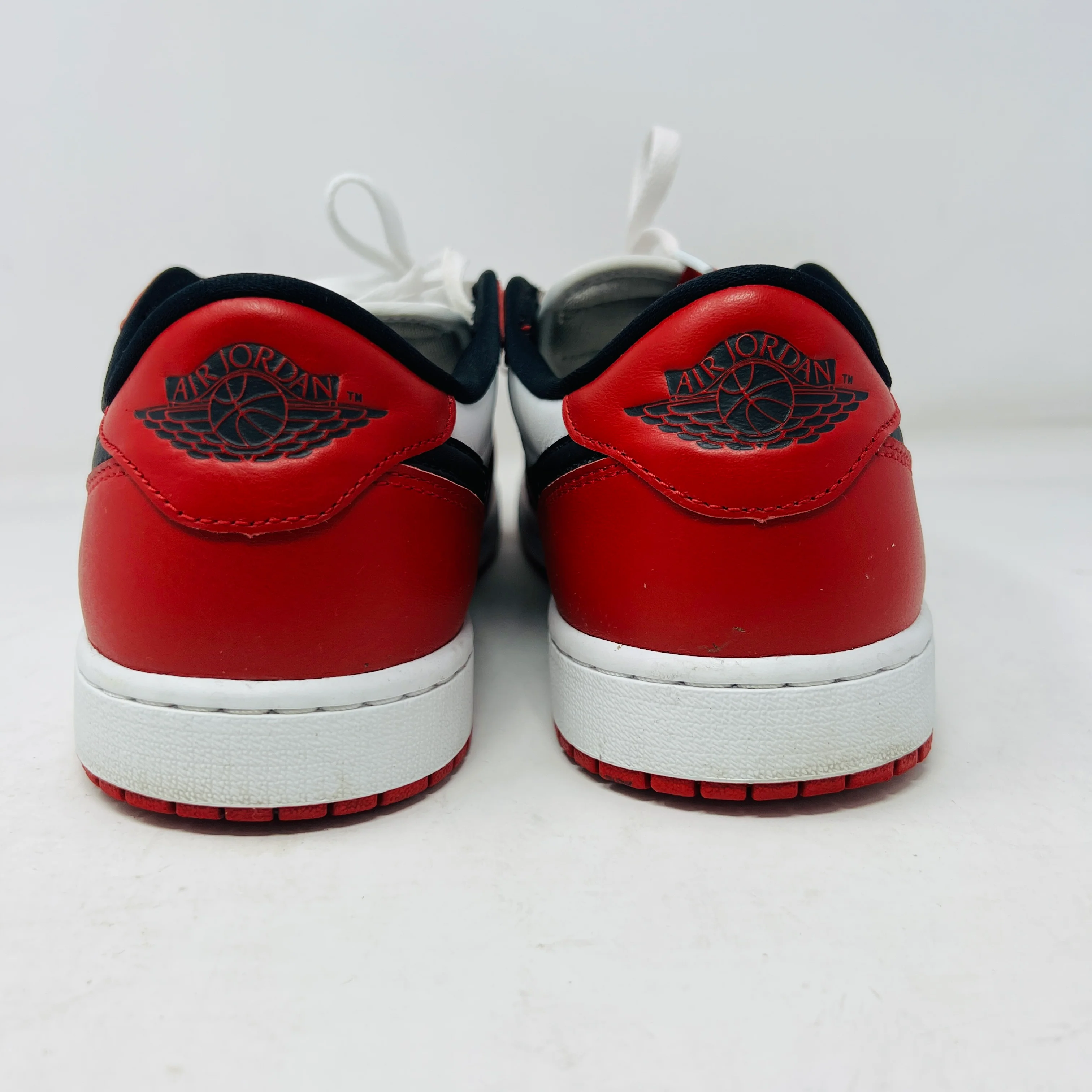 Jordan 1 Retro Low OG Chicago (2025) - Image 5