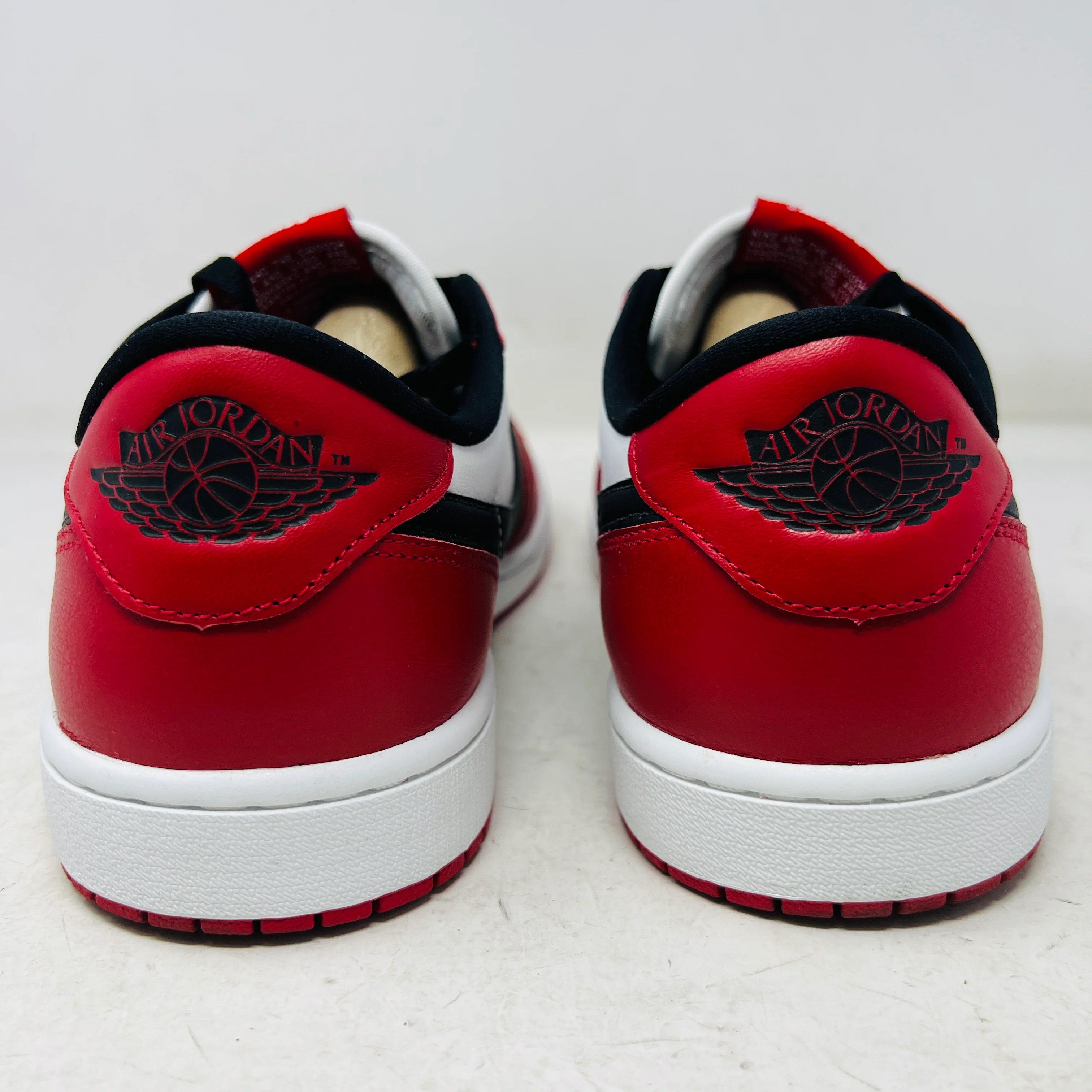 Jordan 1 Retro Low OG Chicago (2025) - Image 5