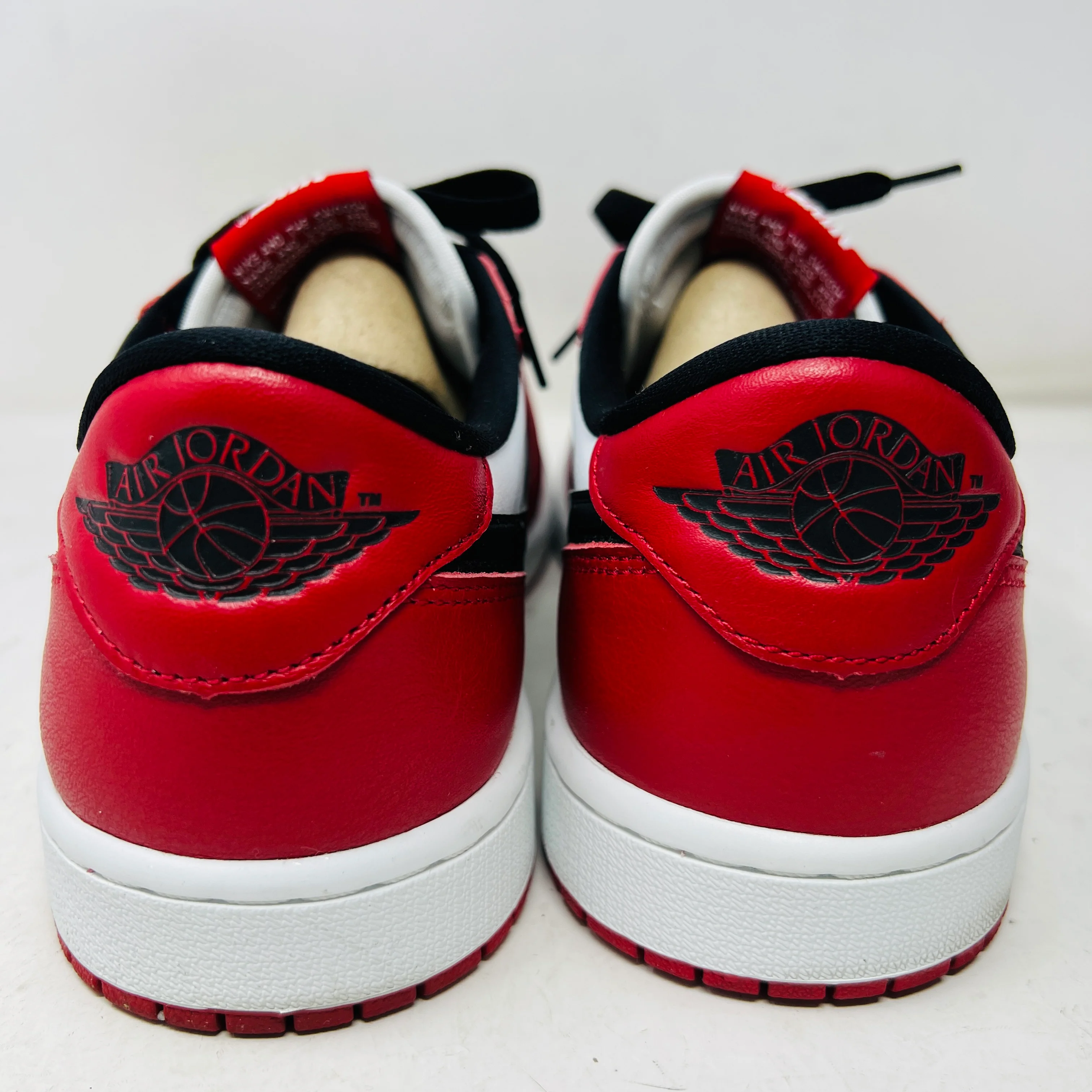 Jordan 1 Retro Low OG Chicago (2025) - Image 5