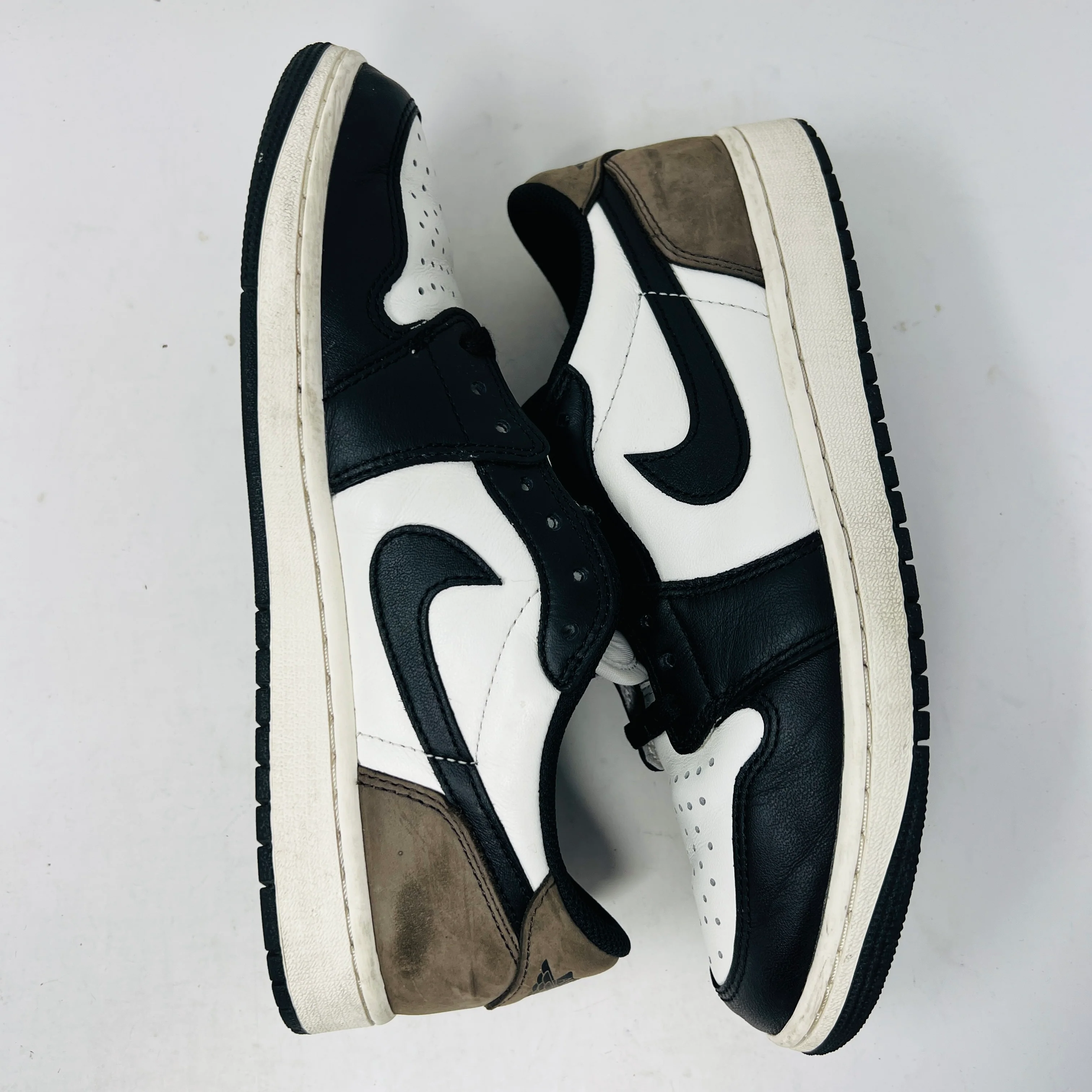 Jordan 1 Retro Low OG Mocha - Image 4