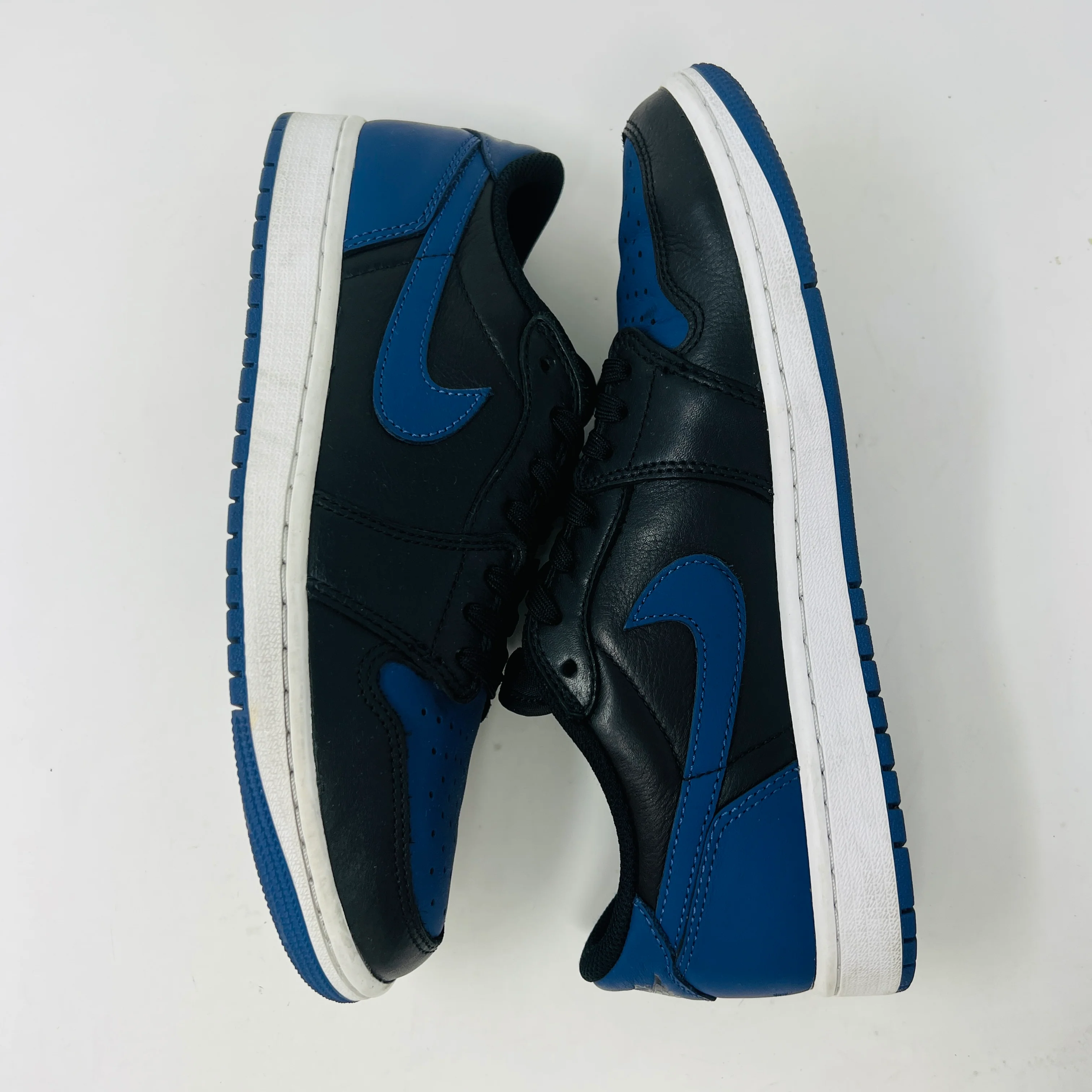 Jordan 1 Retro Low OG Mystic Navy - Image 3